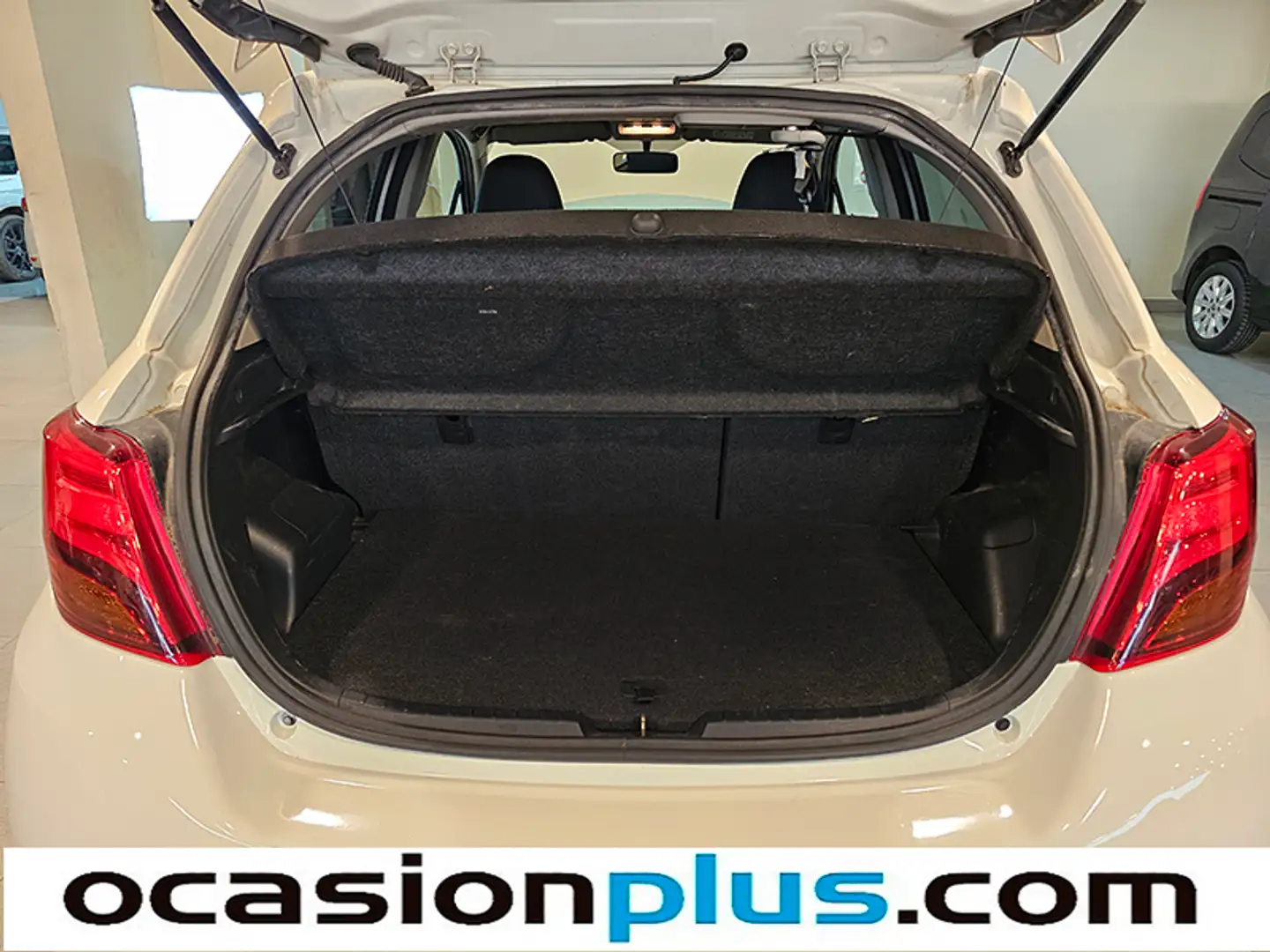 Foto Toyota Yaris Toyota Yaris 1.3 100 Feel (99 CV)