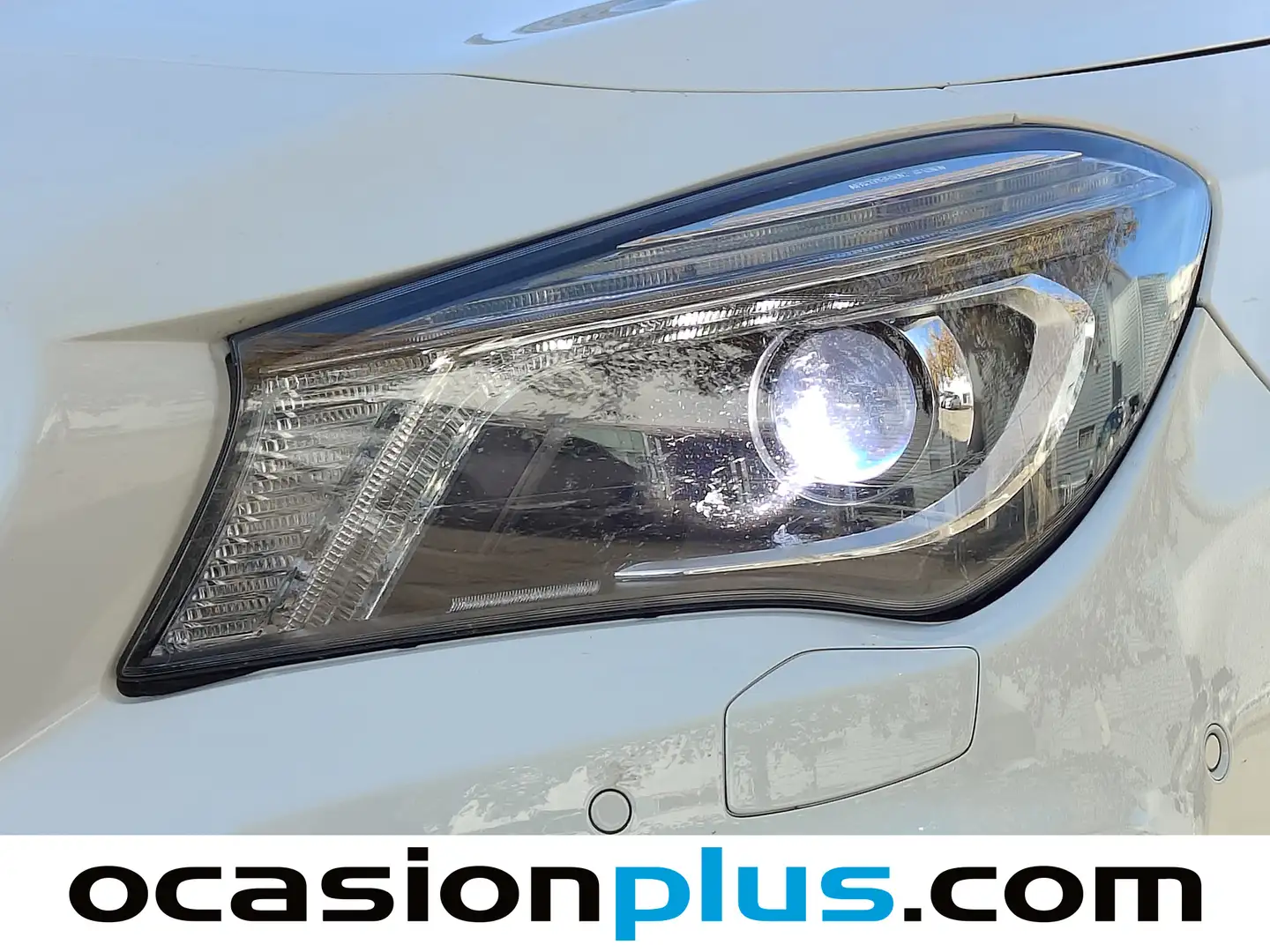 Foto Mercedes CLA Mercedes-Benz CLA Shooting Brake 200 d AMG Line (136 CV)