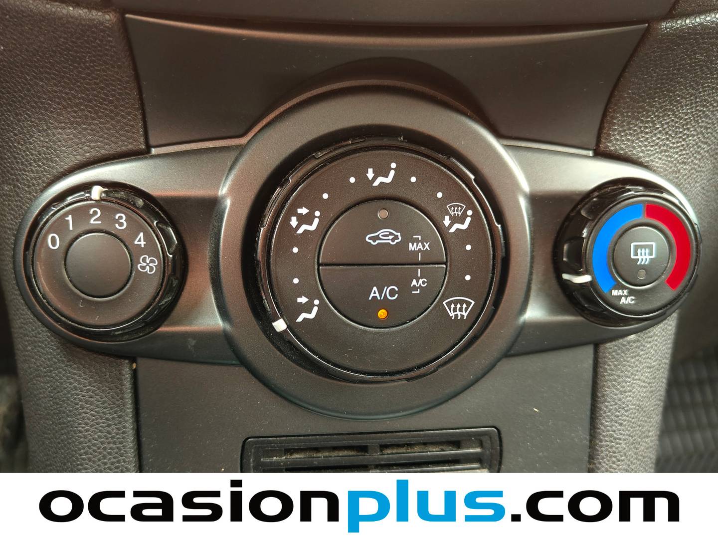 Extras y acabados del Ford Fiesta Ford Fiesta 1.5 TDCI Trend (95 CV)