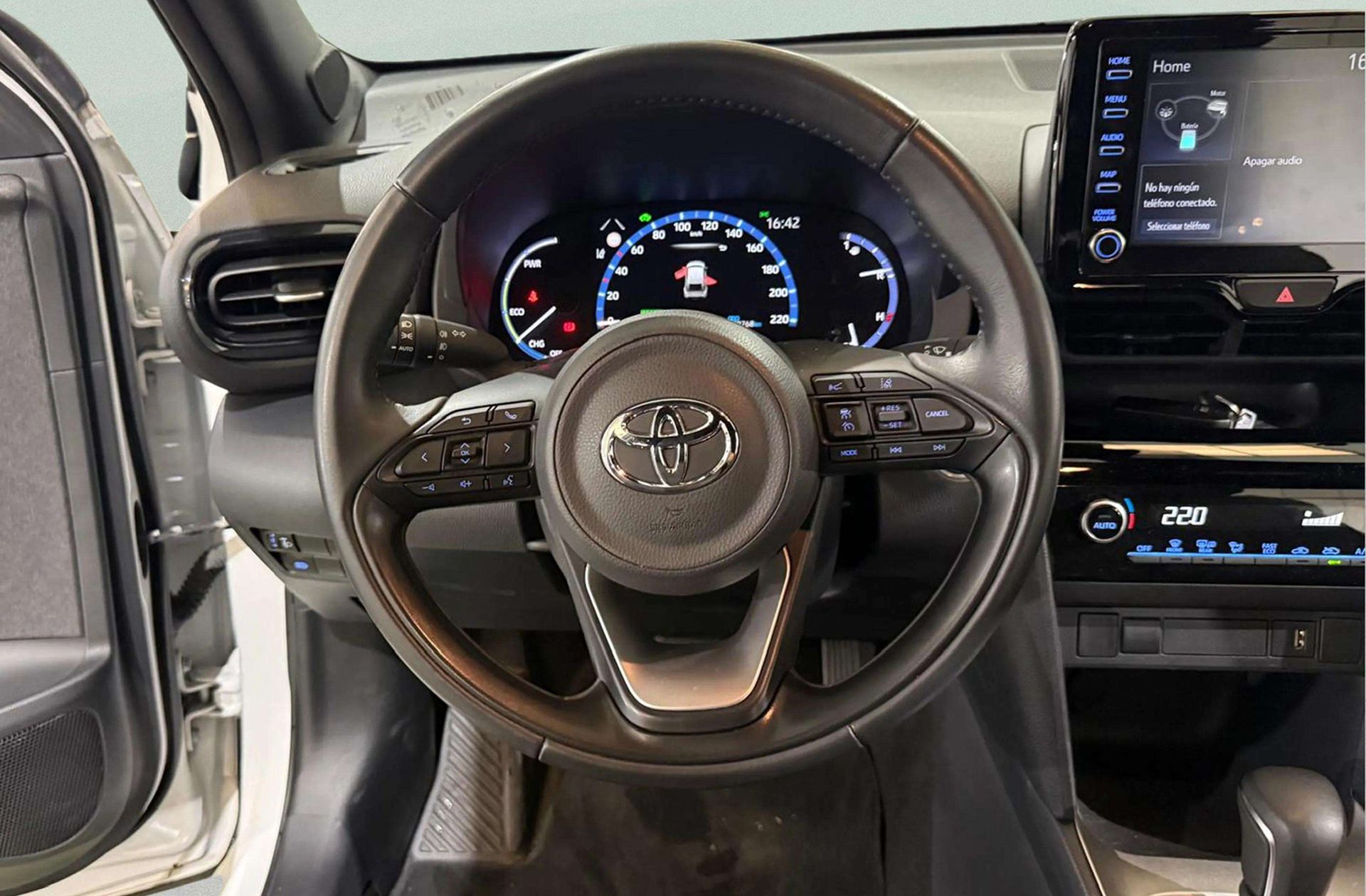 Toyota Yaris Cross 120H Active Tech - foto 23
