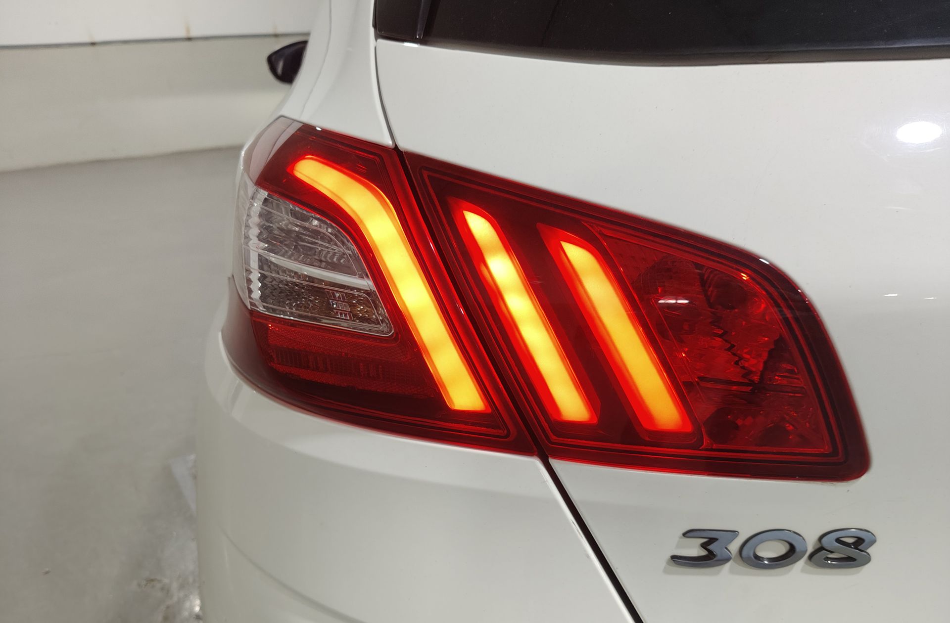 Peugeot 308 PureTech 130 Allure - foto 15