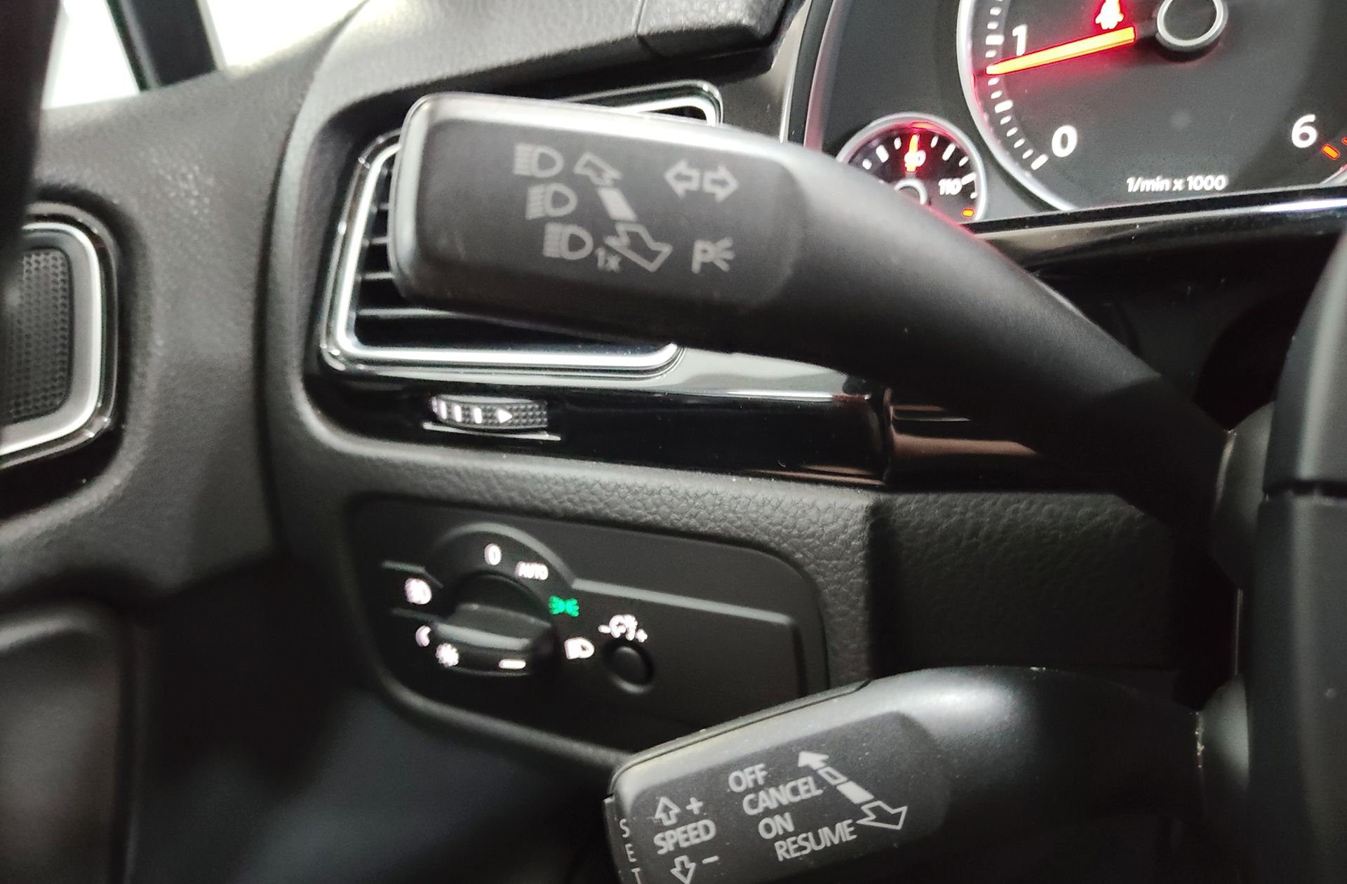 Volkswagen Touareg 3.0 TDI BMT tiptronic - foto 26