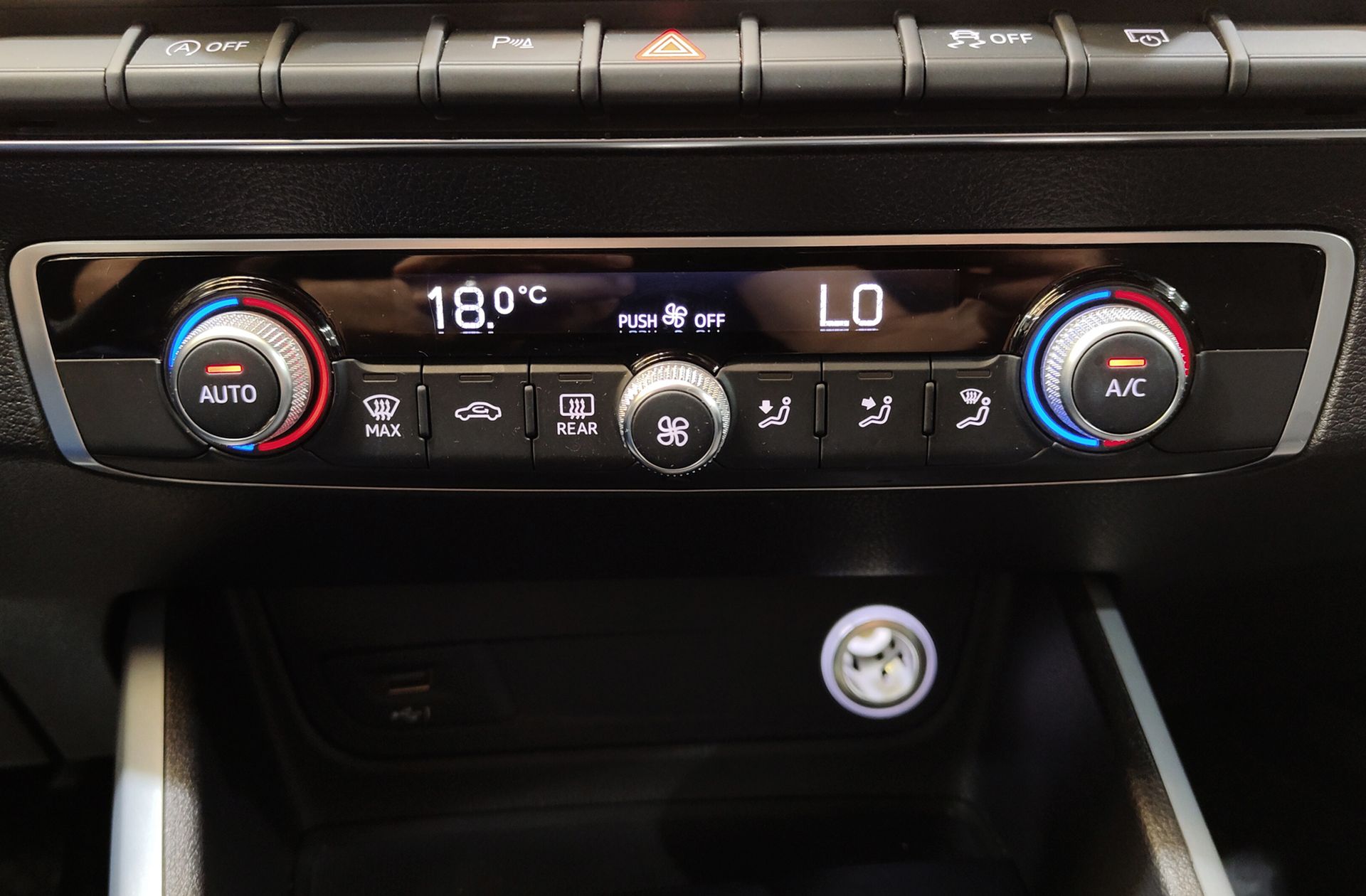 Audi Q2 sport 30 TFSI - foto 33