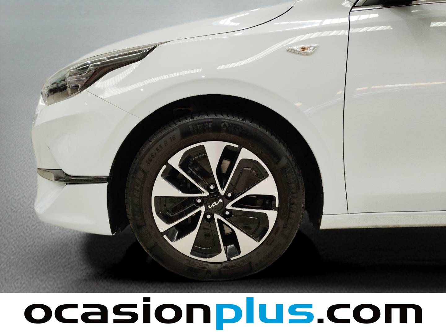 KIA Ceed KIA Ceed 1.0 T-GDI Drive (100 CV) 2025
