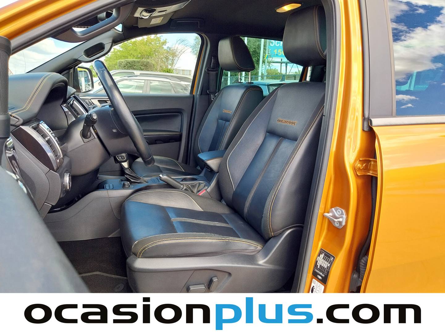 Foto asientos delanteros Ford Ranger Ford Ranger Pickup 2.0 TDCI Doble Cabina Wildtrack 4x4 AT (213 CV)