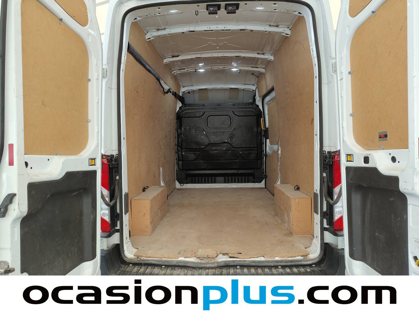 Foto Ford Transit Ford Transit 350 MHEV L3H2 Trend FWD  (130 CV)