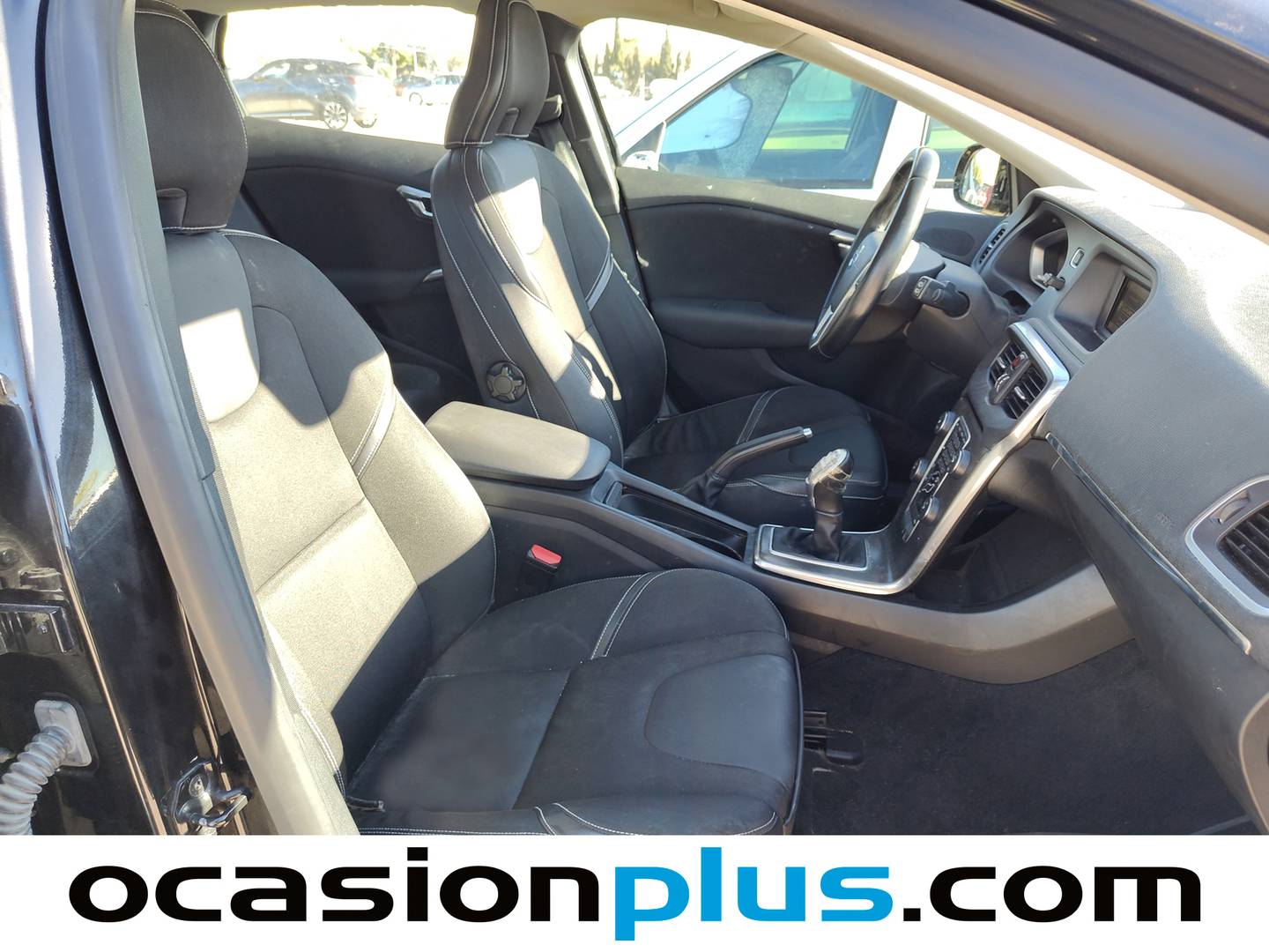 Foto Volvo V40 Volvo V40 D3 Momentum (150 CV)