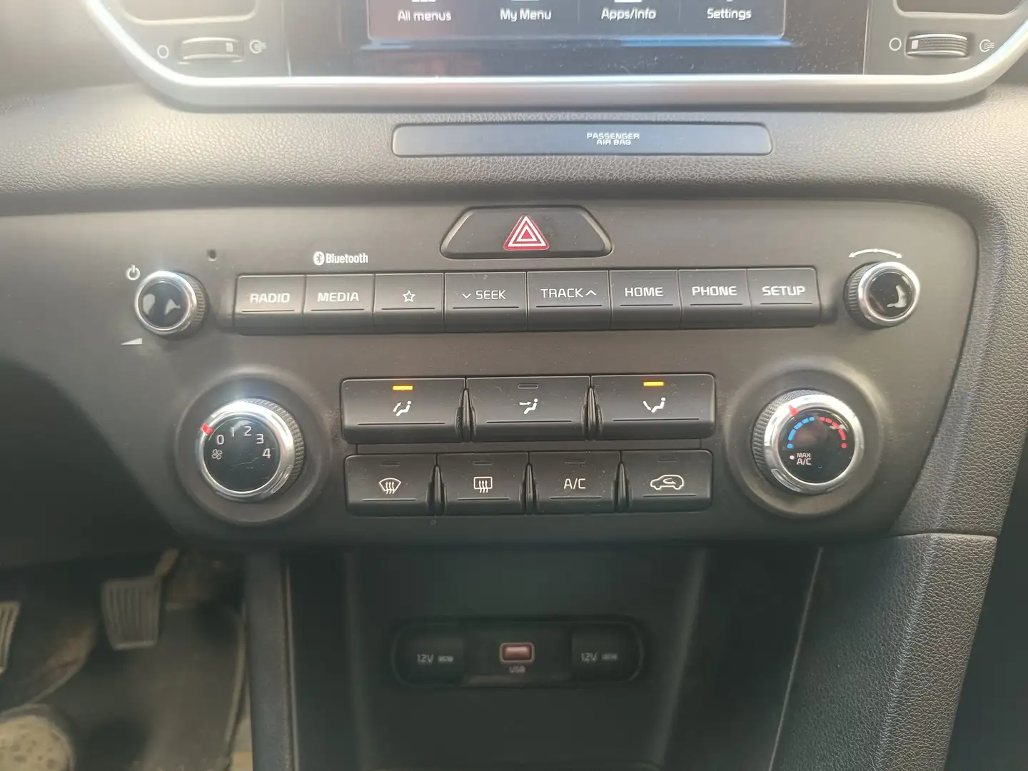 Foto KIA Sportage Kia Sportage 1.6 MHEV Concept 4x2 (115 CV)