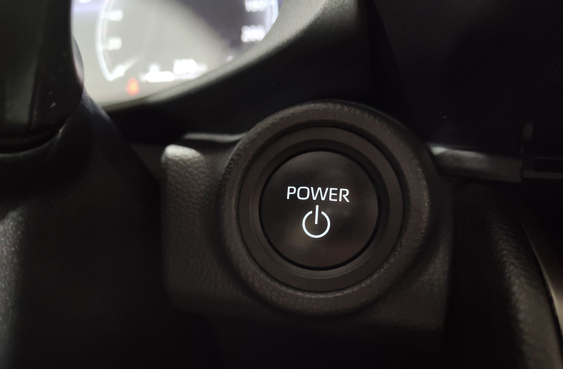 Toyota C-HR 180H Advance - foto 32