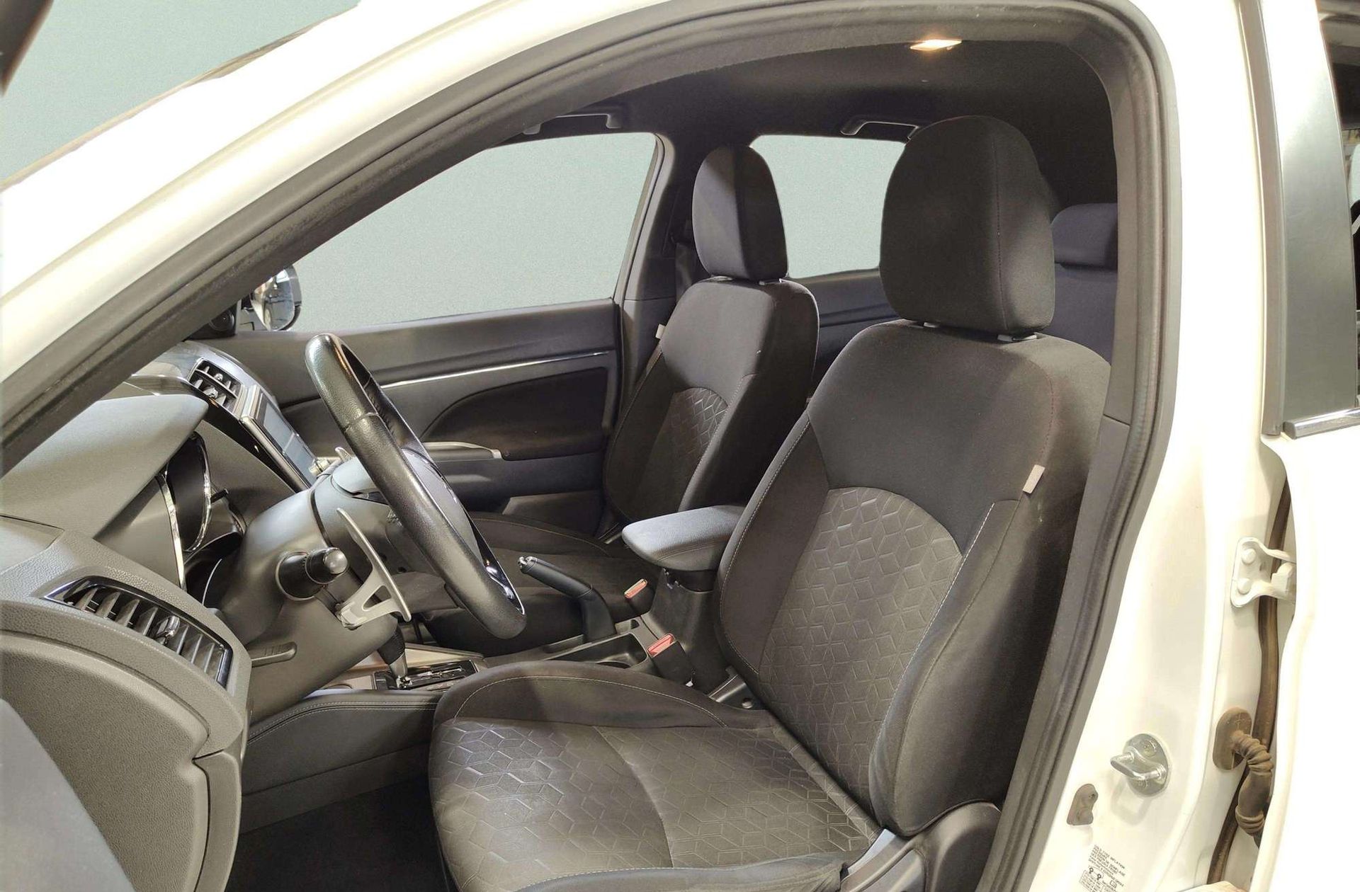 Mitsubishi ASX 200 MPI Motion CVT - foto 10