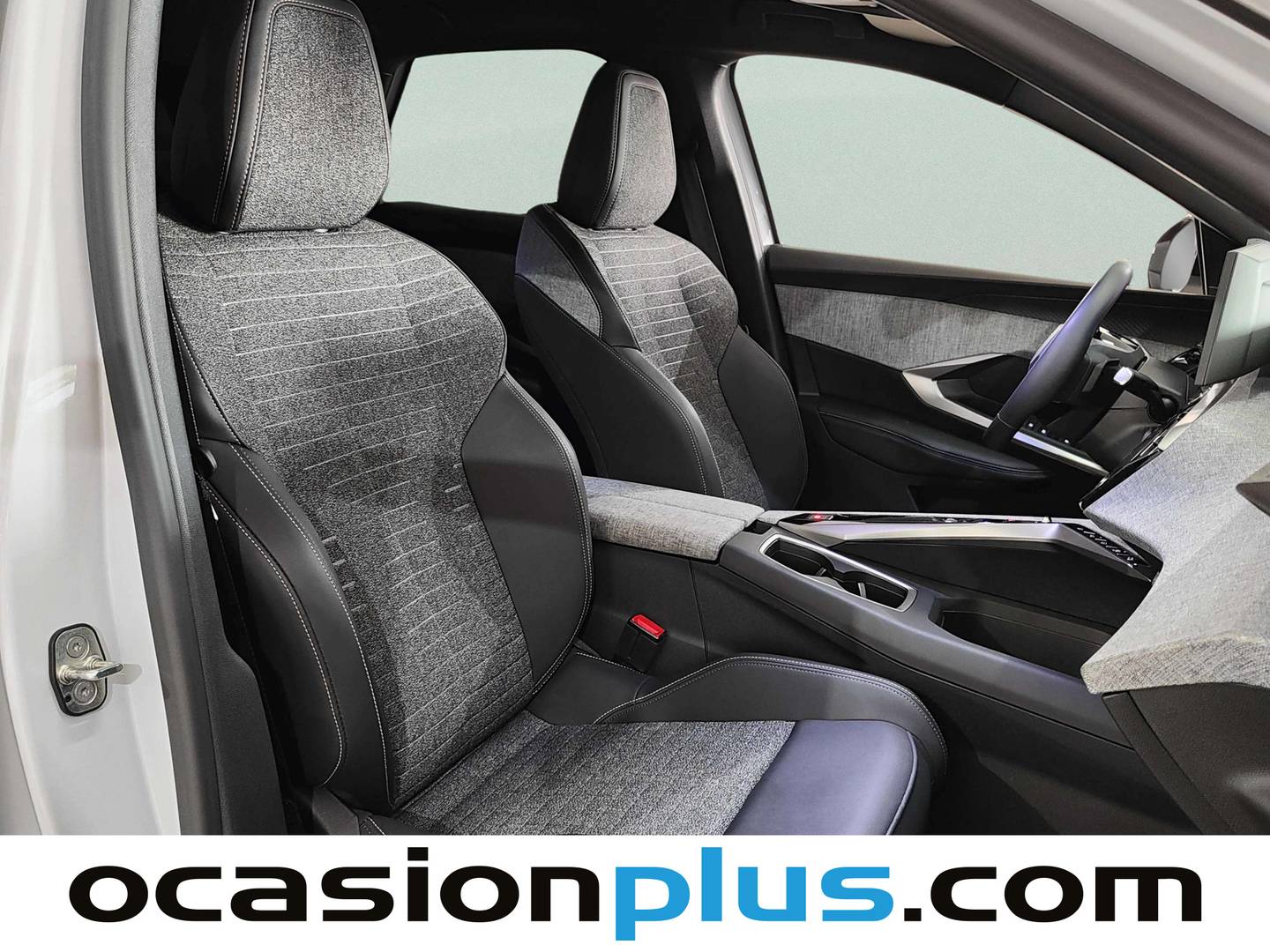 Peugeot 3008 Hybrid Peugeot 3008 Hybrid 145 Allure eDCS6 (145 CV) 2026