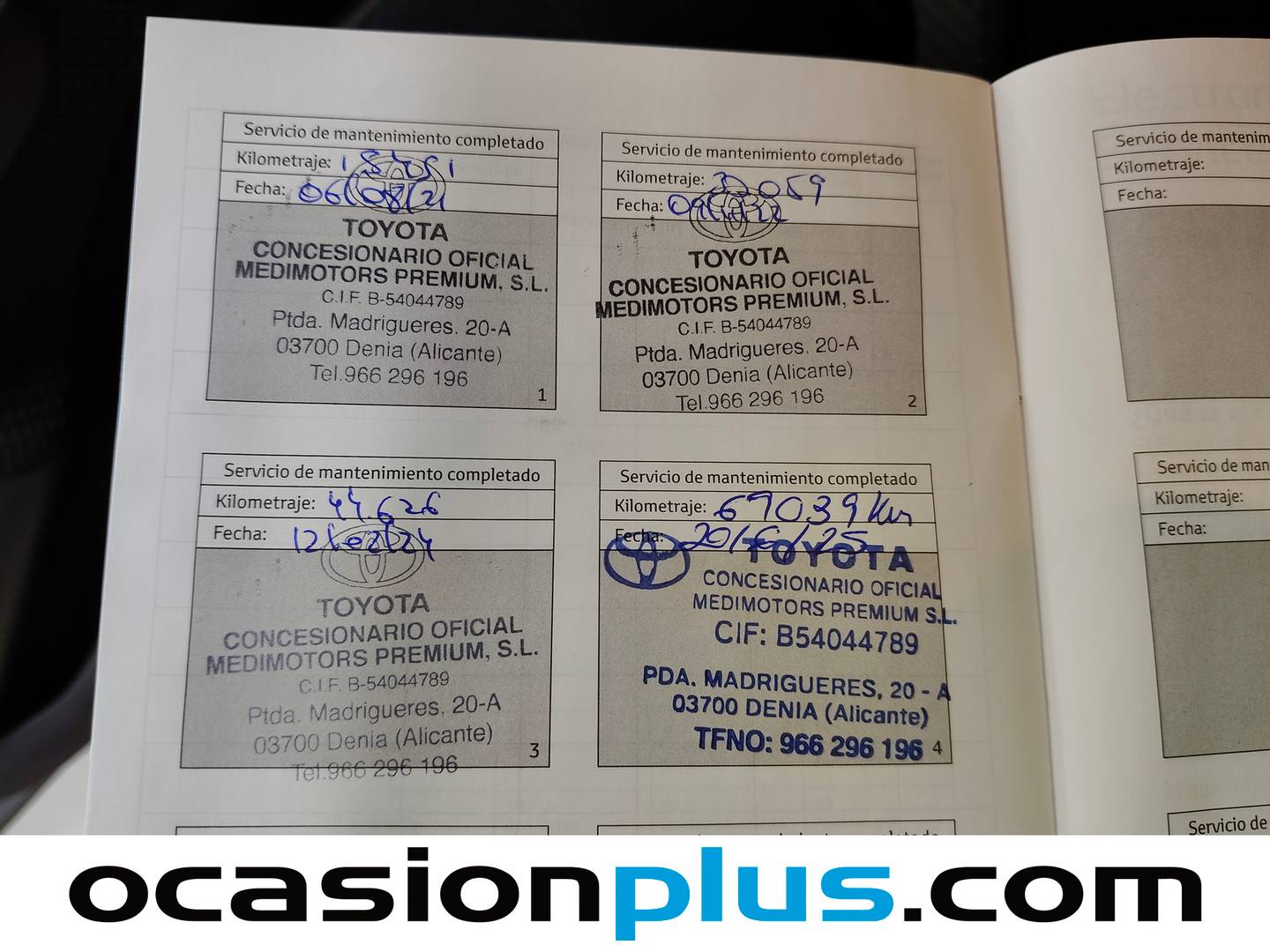 Foto del mantenimiento del Toyota C-HR Toyota C-HR 1.8 125H Advance (122 CV)