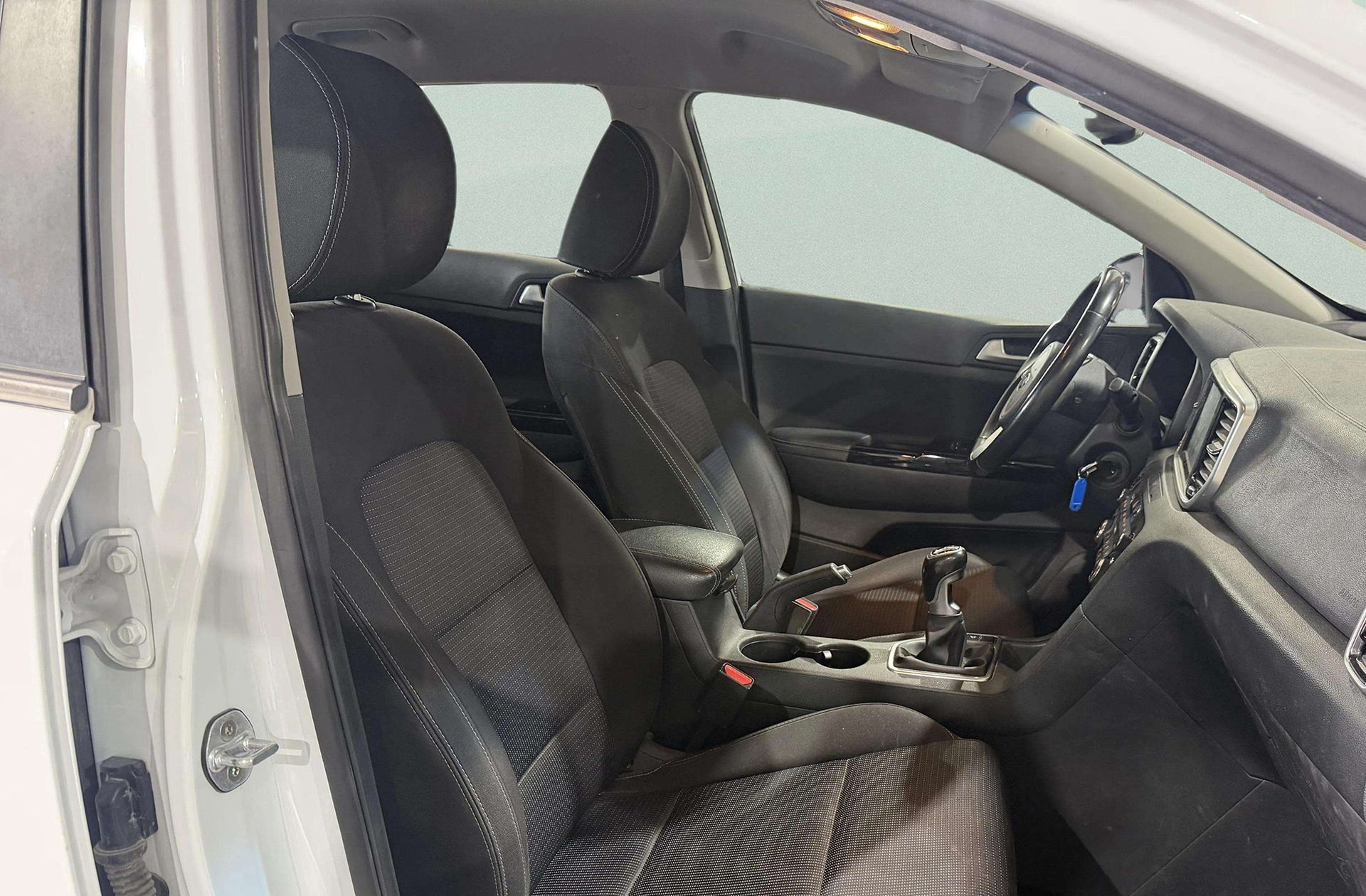 Kia Sportage 1.6 CRDi Drive 4x2 - foto 16