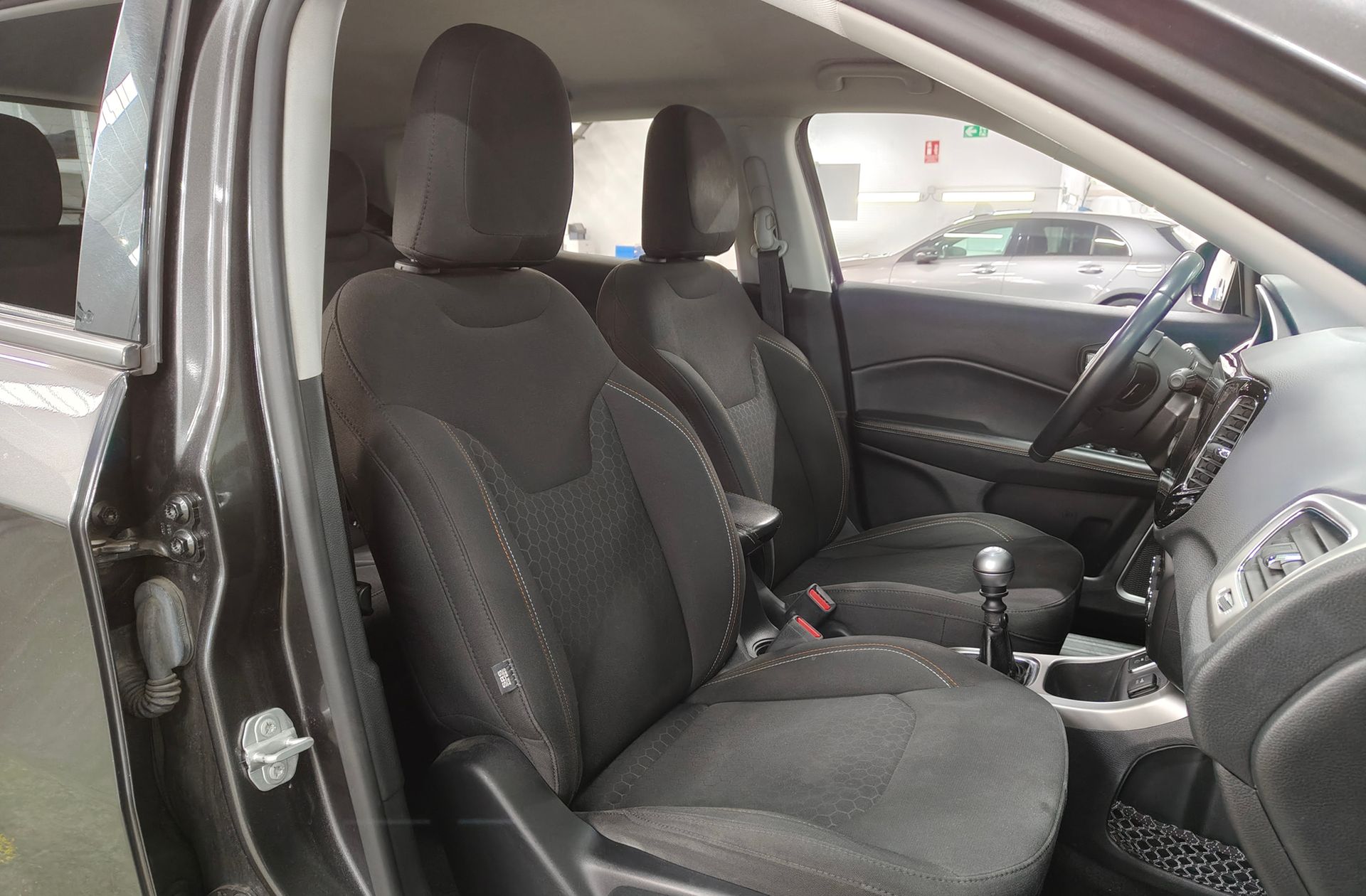 Jeep Compass 1.6 MultiJet Sport 4x2 - foto 16
