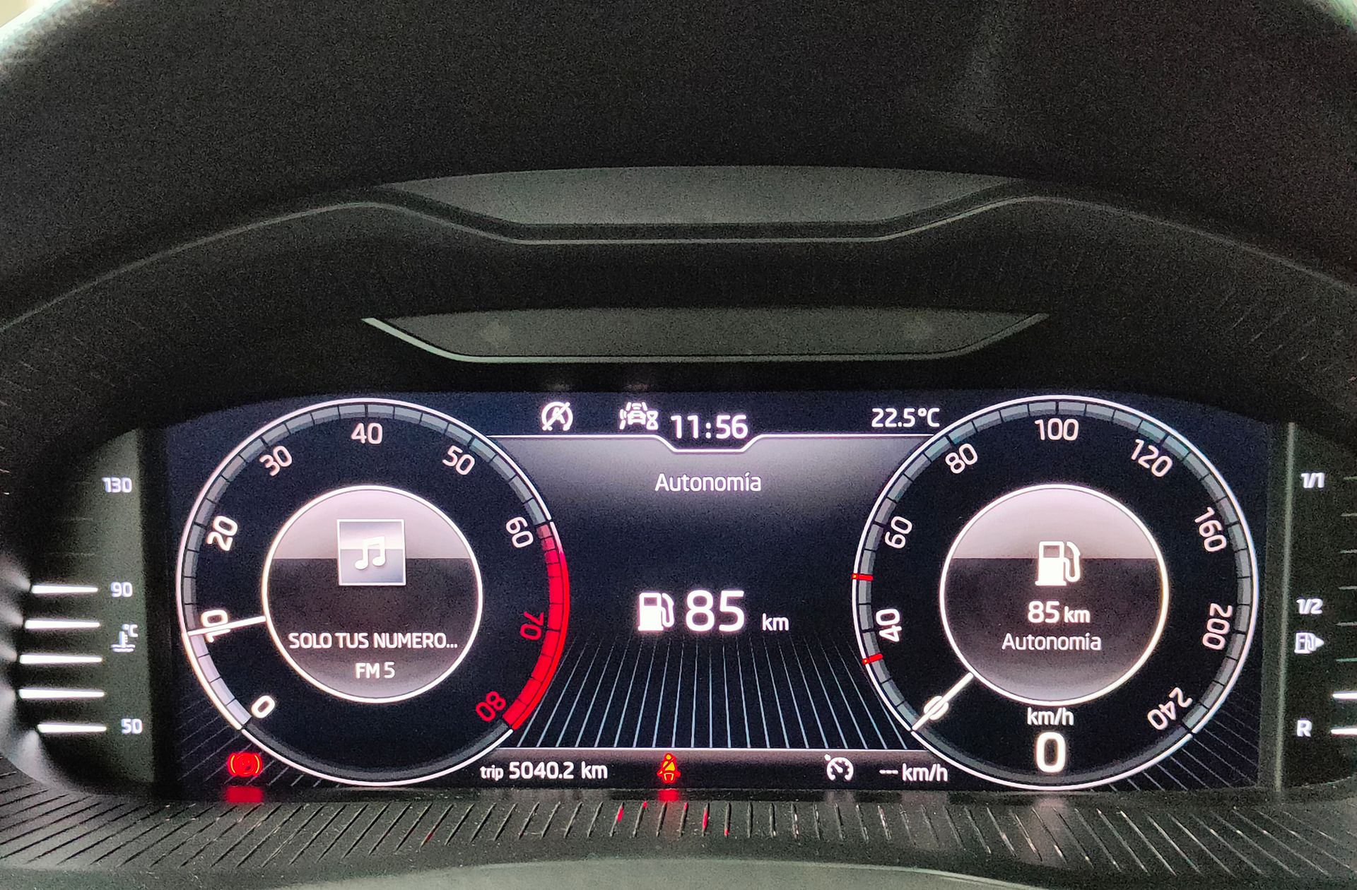 Škoda Kamiq 1.0 TSI Ambition - foto 27