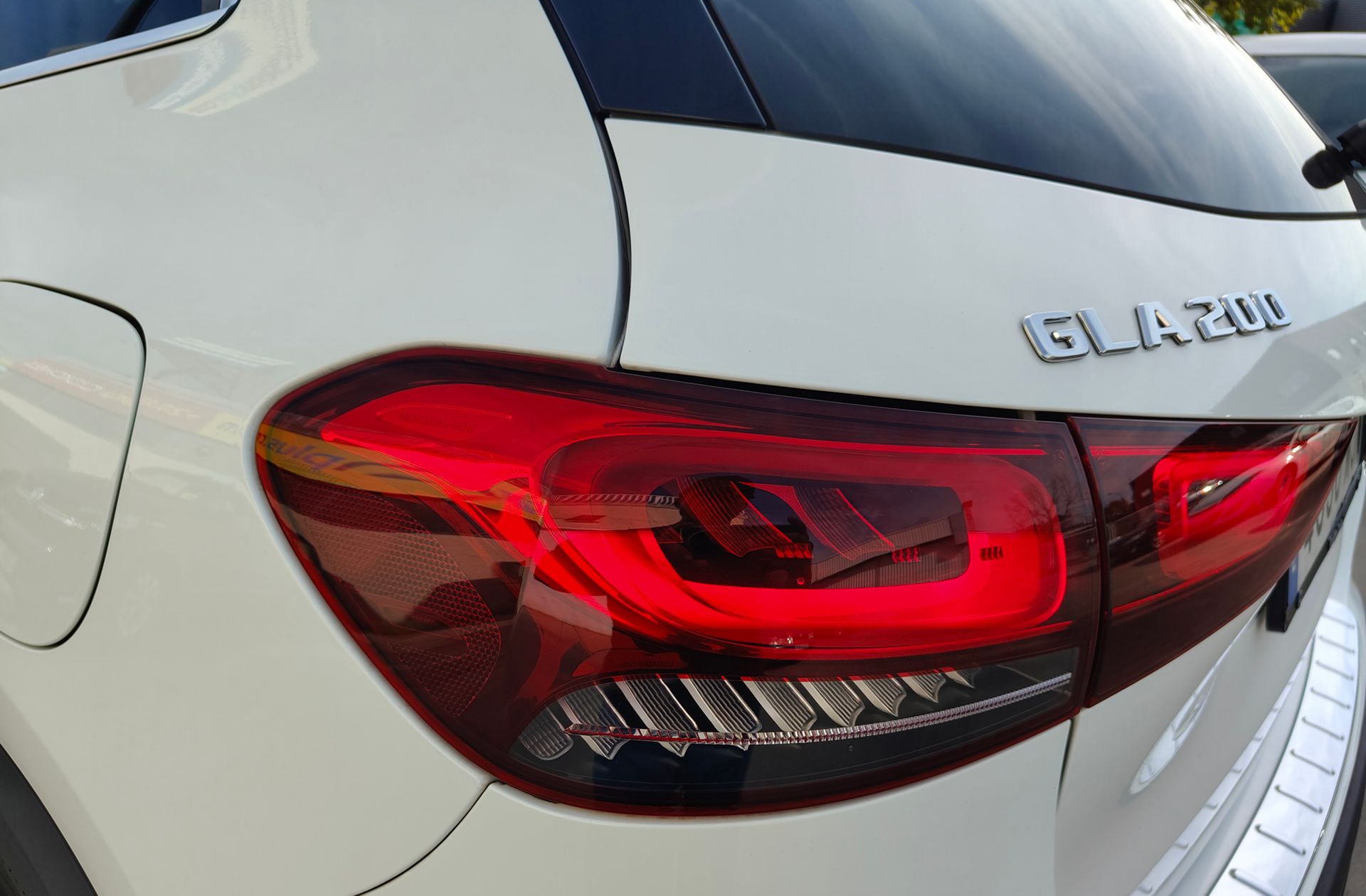 Mercedes-Benz GLA 200 - foto 17
