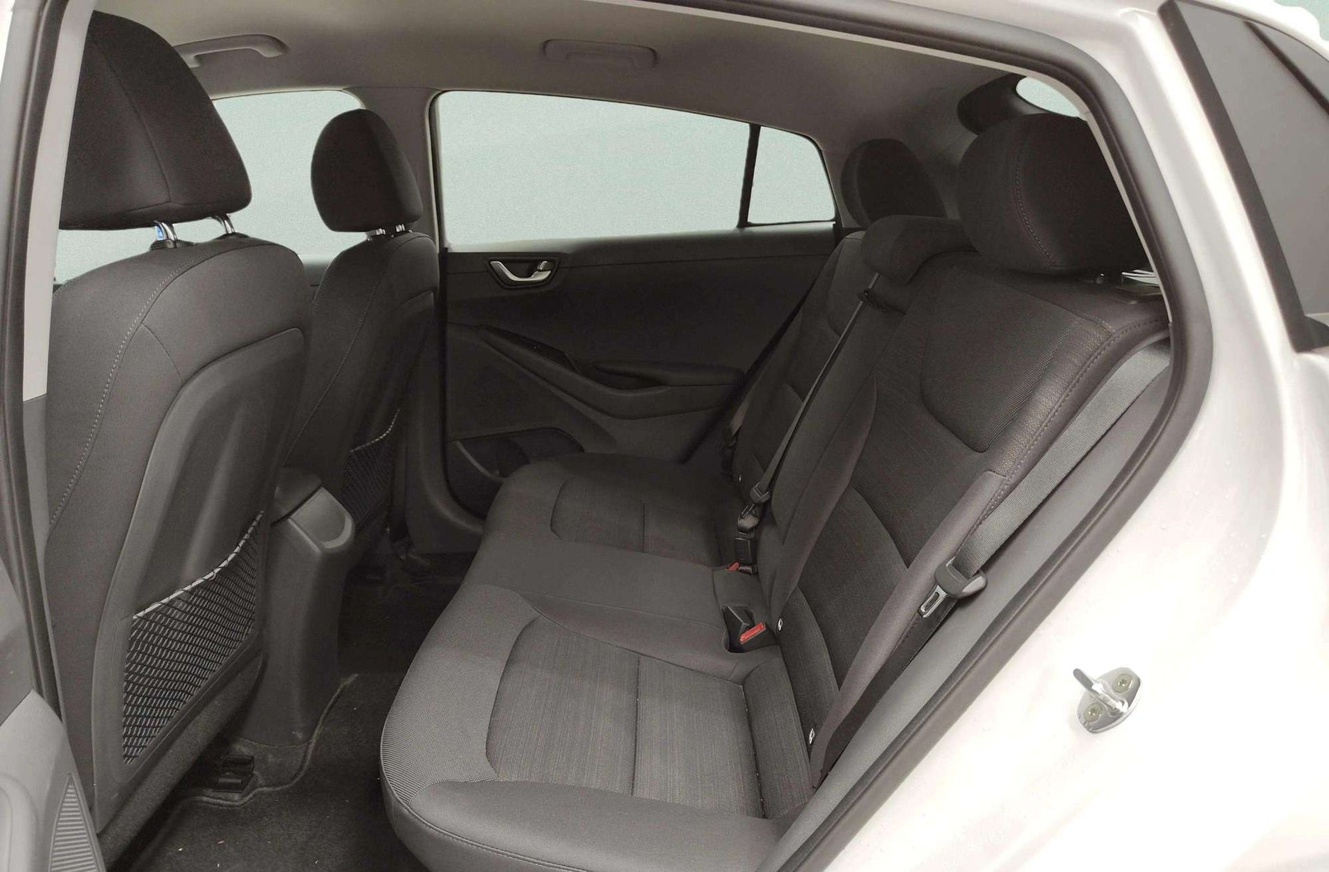 Hyundai Ioniq 1.6 GDI HEV Klass DT - foto 12