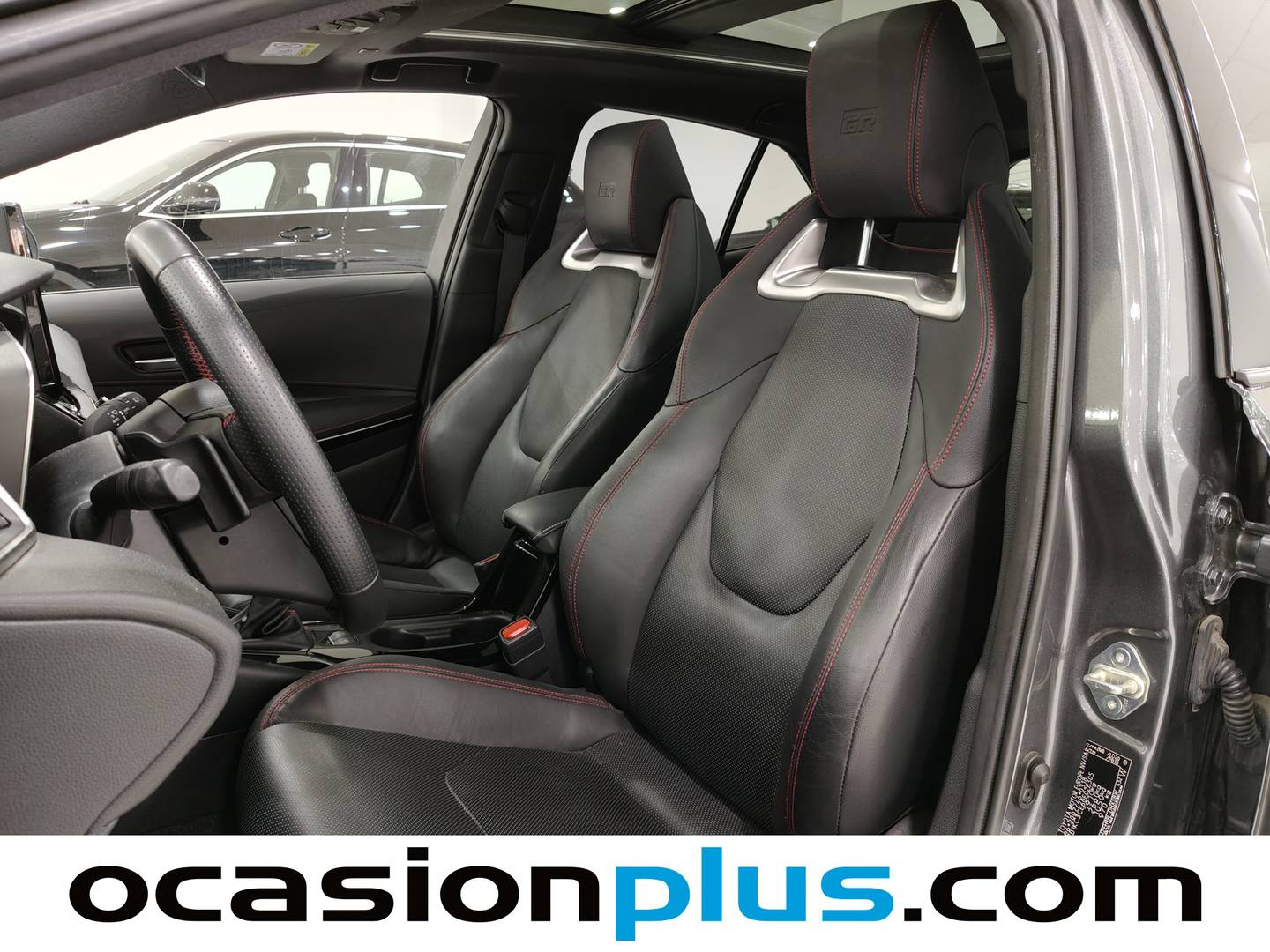 Foto asientos delanteros Toyota Corolla Toyota Corolla 200H GR-Sport (196 CV)
