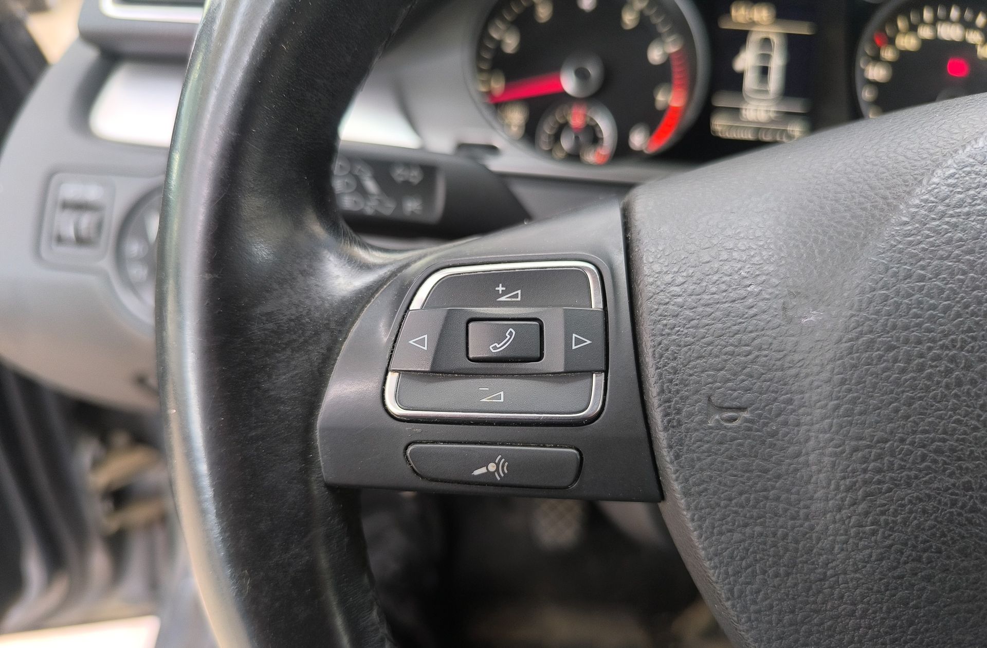 Volkswagen Passat 1.4 TSI Edition - foto 24