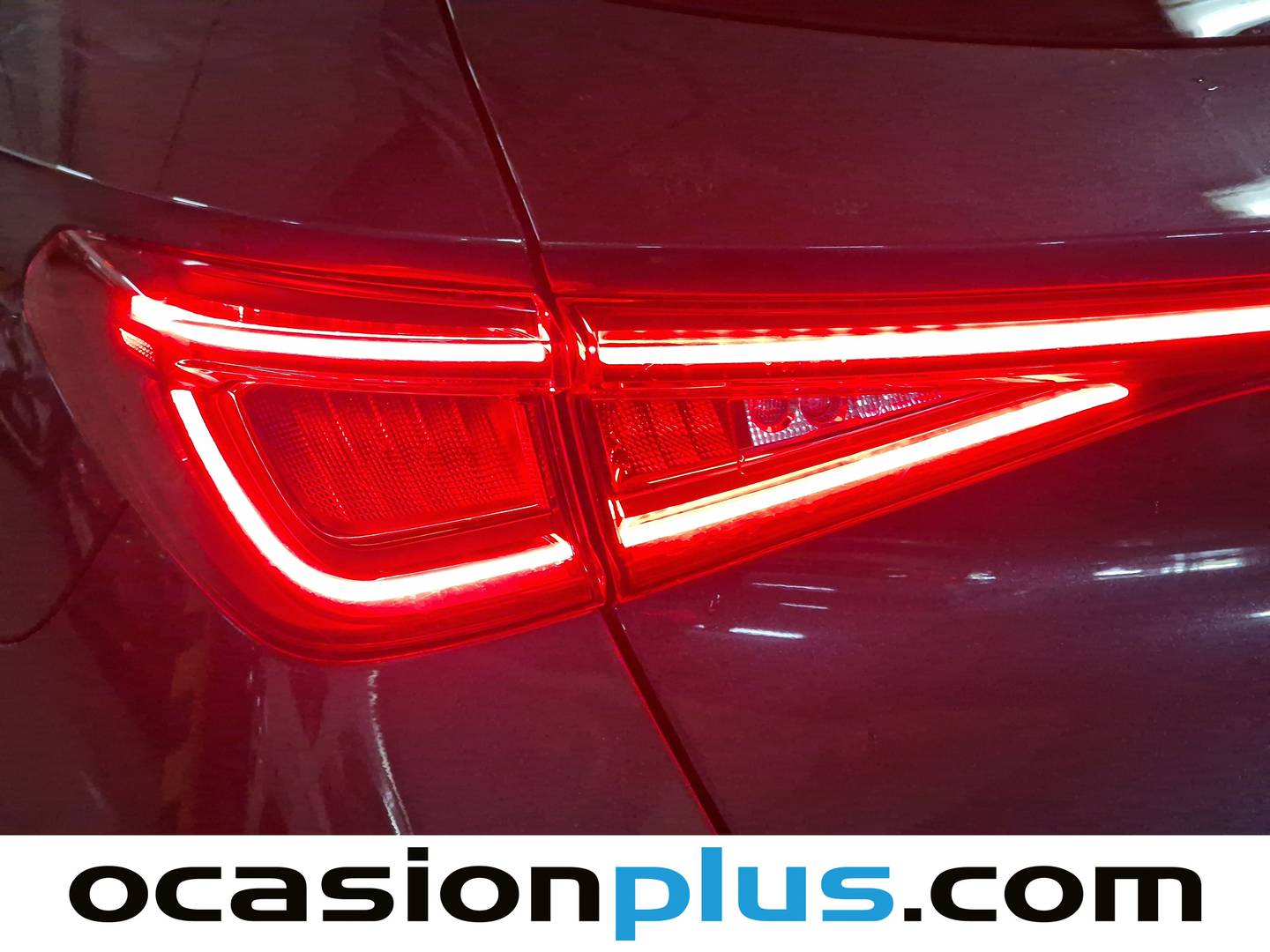 Foto Seat León SEAT León ST 1.5 eTSI Style 25 Aniversario (116 CV)