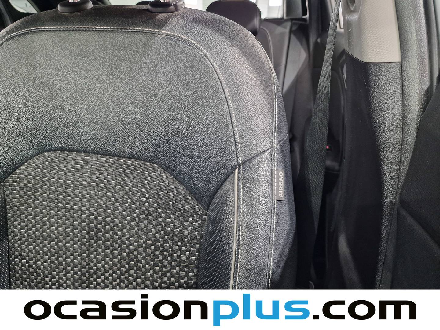 Extras y acabados del KIA Ceed KIA Ceed 1.4 T-GDi Tech (140 CV)