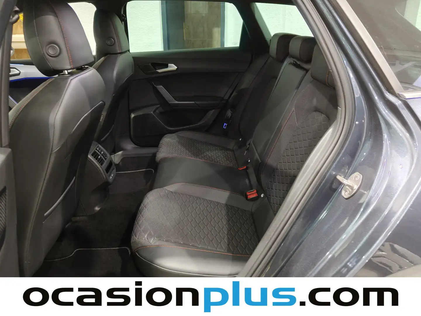 Foto Seat León SEAT León ST 1.5 eTSI S&S FR Go L DSG (150 CV)