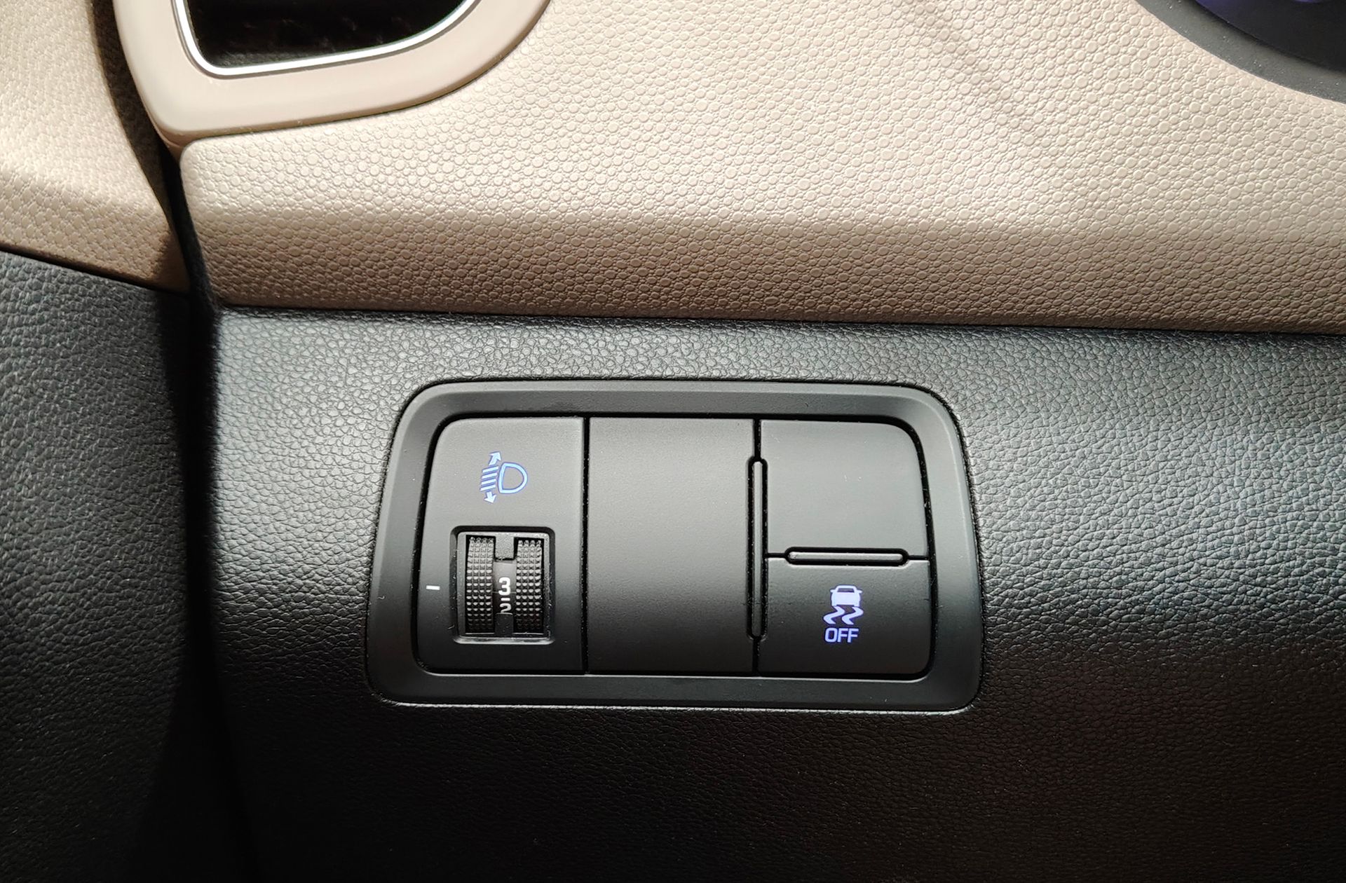Hyundai i20 1.2 MPI Essence - foto 7