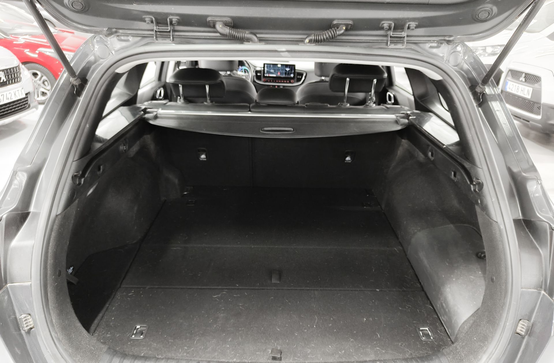 Kia Ceed 1.6 GDi PHEV E-Tech - foto 18