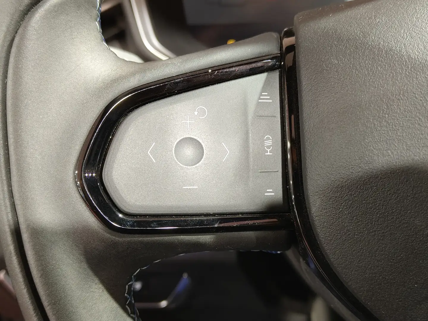 Foto Lynk & Co 01 Lynk & Co 01 1.5 PHEV 6.6kW (261 CV)