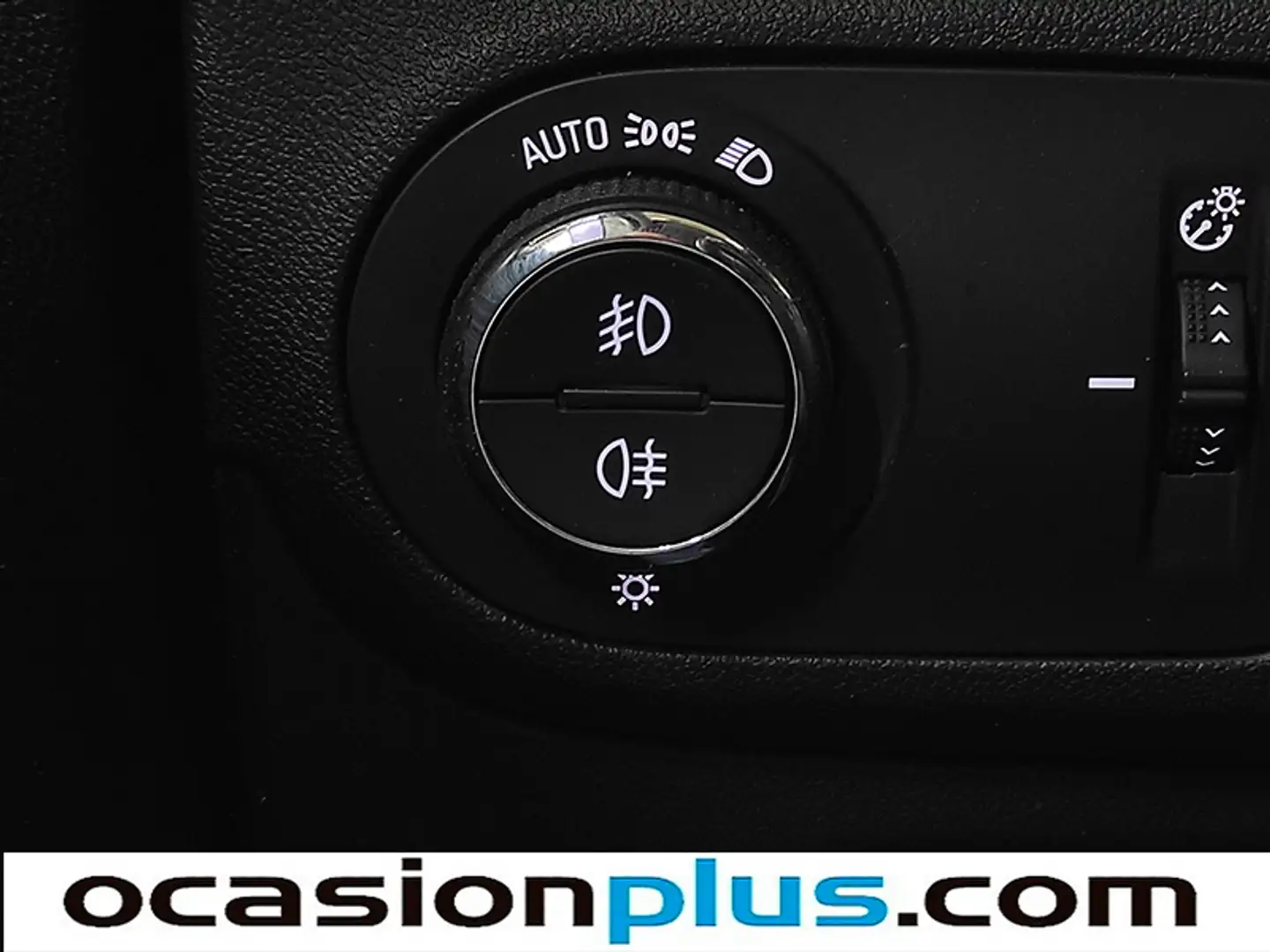 Foto Opel Crossland X Opel Crossland X 1.2 Innovation (130 CV)