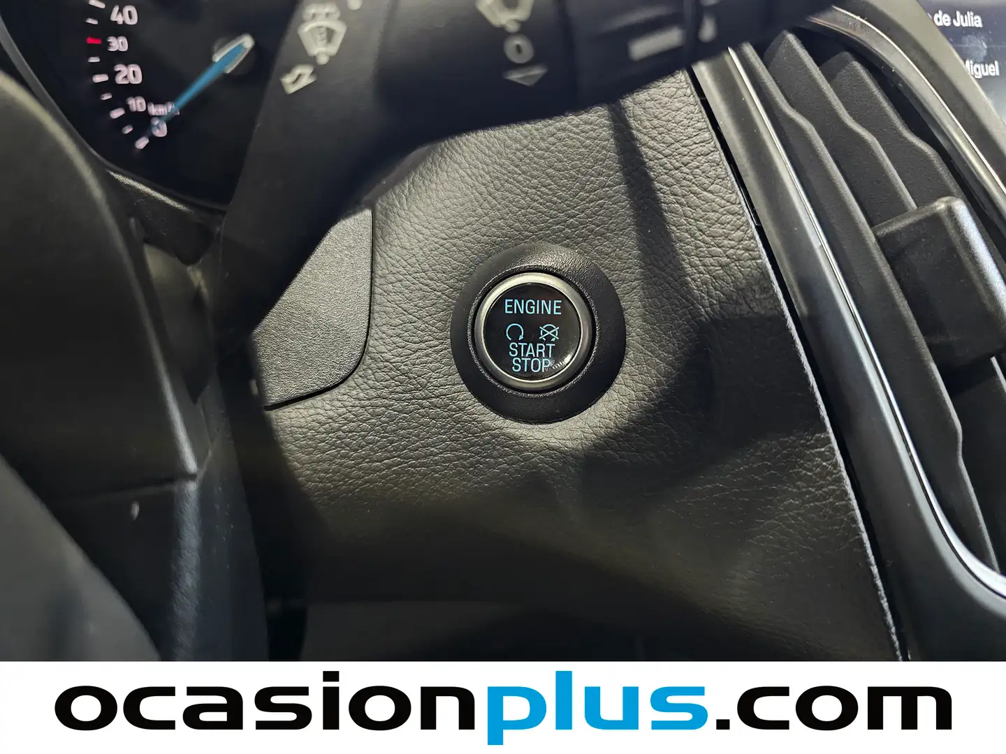 Foto Ford Focus Ford Focus 1.0 Ecoboost ST-Line Black&Red (125 CV)