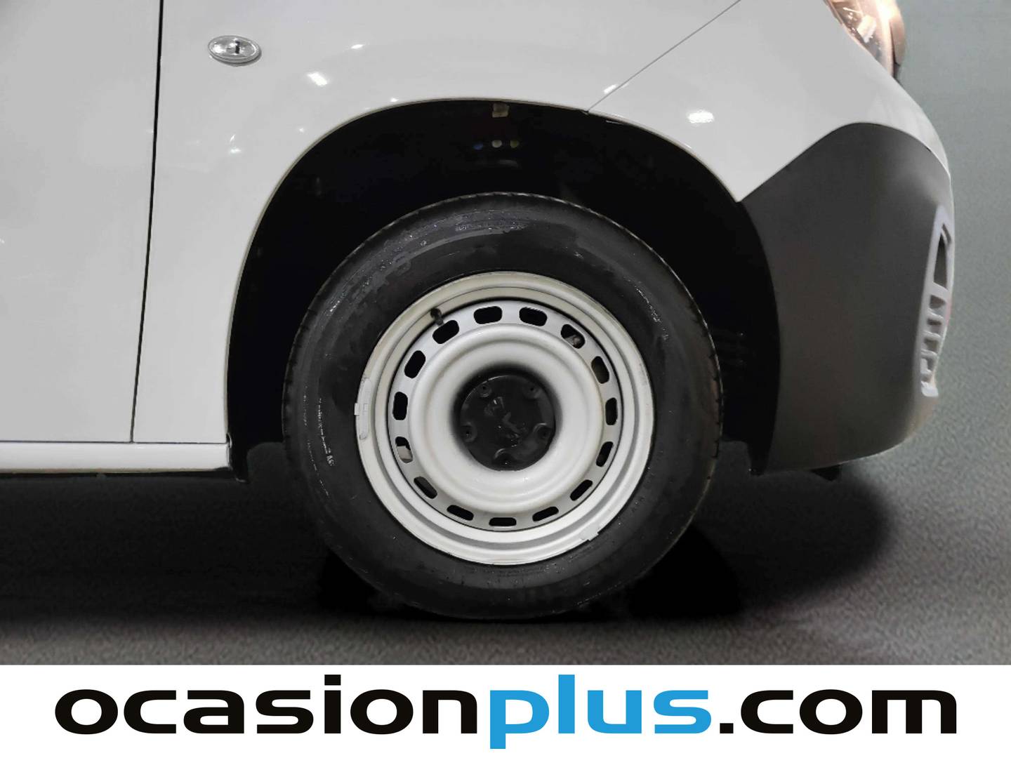 Foto Peugeot Partner Peugeot Partner Furgon BlueHDi 100 S&S Pro Standard 600kg (98 CV)