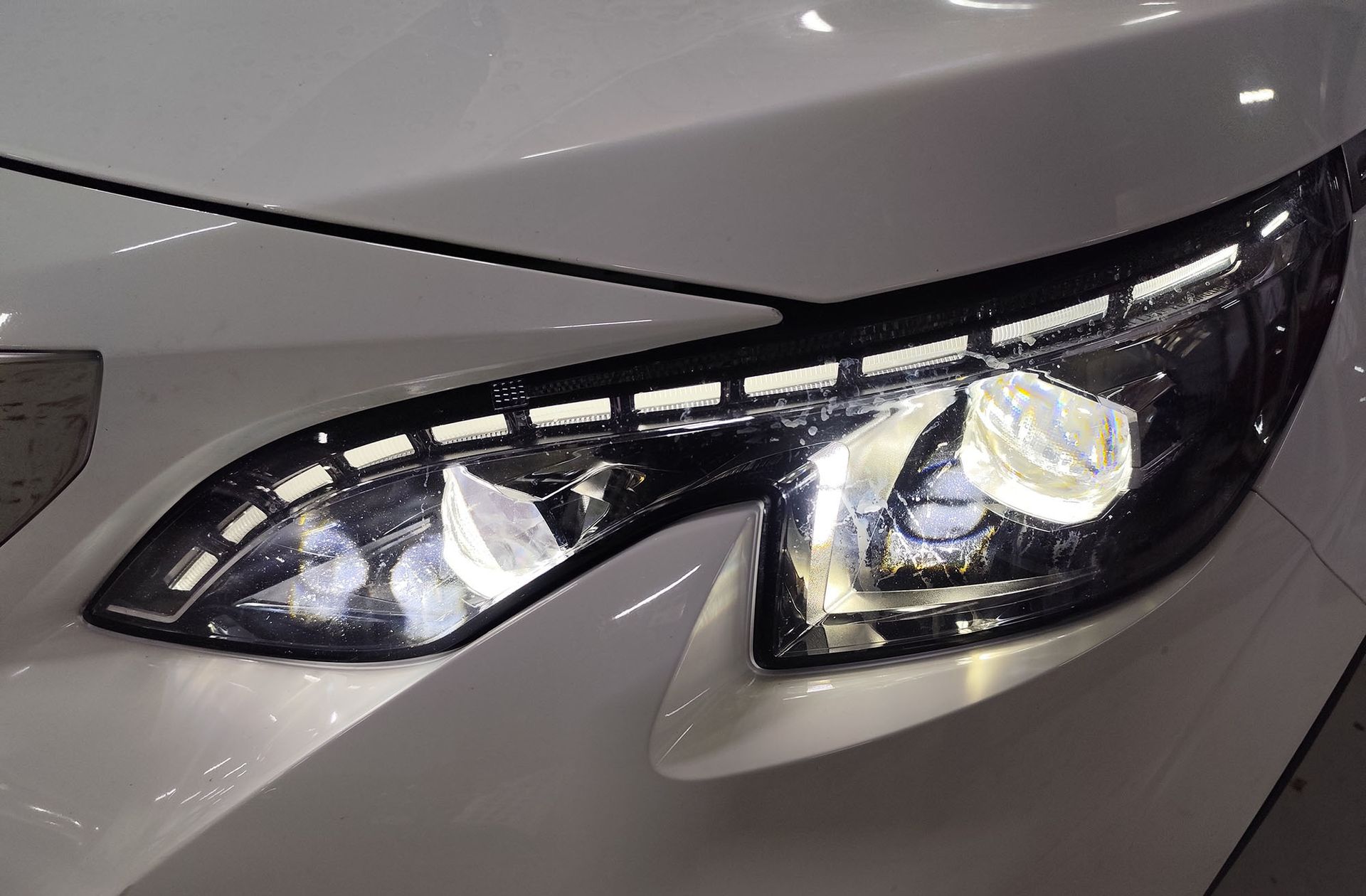 Peugeot 5008 BlueHDi 180 GT-Line EAT8 7 plazas - foto 16