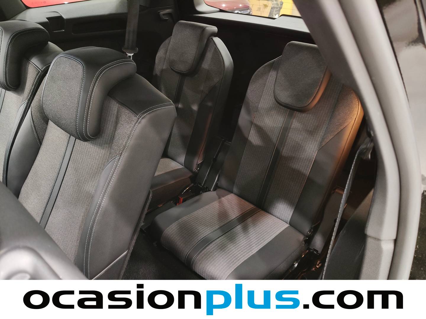 Foto Peugeot 5008 Peugeot 5008 BlueHDI 130 S&S Allure Pack EAT8 7 Plazas (130 CV)