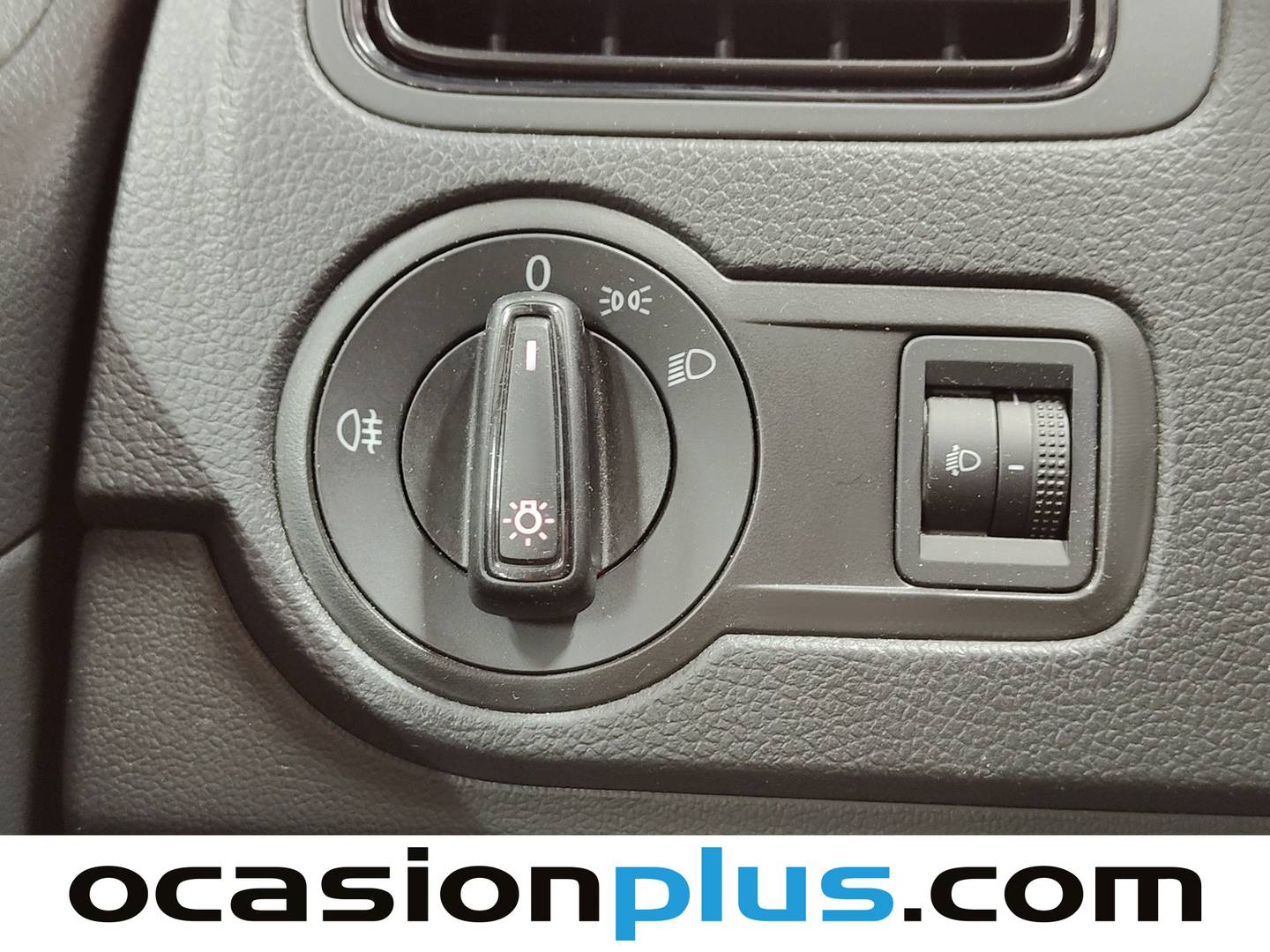 Volkswagen Polo Volkswagen Polo A-Polo 1.0 BMT (75 CV) seminuevo