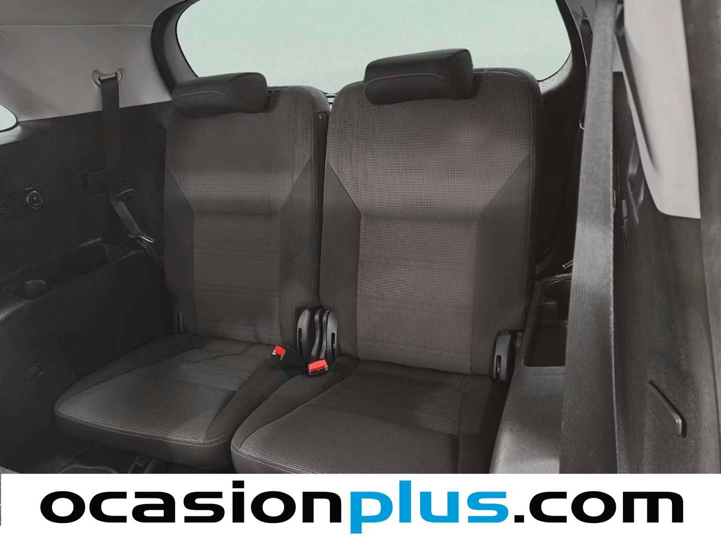 Extras y acabados del KIA Sorento KIA Sorento 2.2 CRDi Drive 4x4 Auto (200 CV)