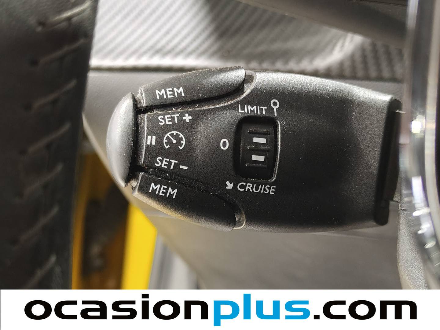 Equipamiento del Peugeot 208 Peugeot 208 PureTech 100 Allure EAT8 (100 CV)