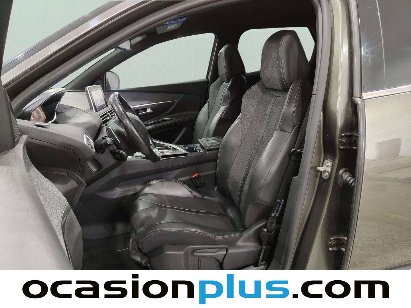 Foto asientos delanteros Peugeot 3008 Peugeot 3008 THP 165 GT Line S&S Auto (165 CV)