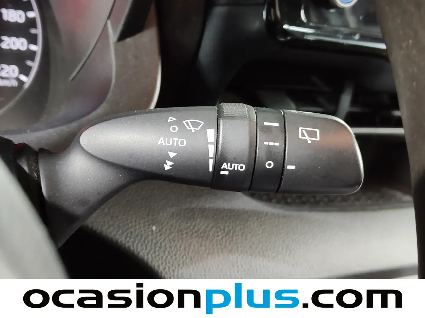 Foto Toyota Yaris Toyota Yaris 120H Business Plus (116 CV)