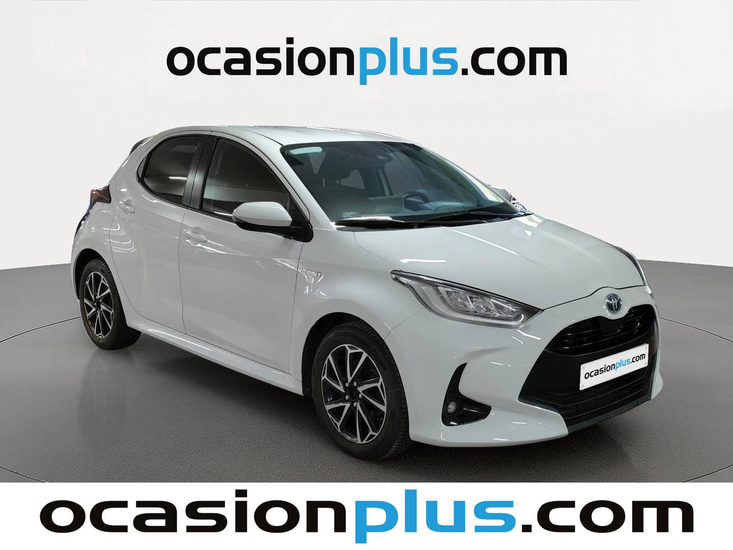 Foto delantera Toyota Yaris Toyota Yaris 120H Business Plus (116 CV) derecha