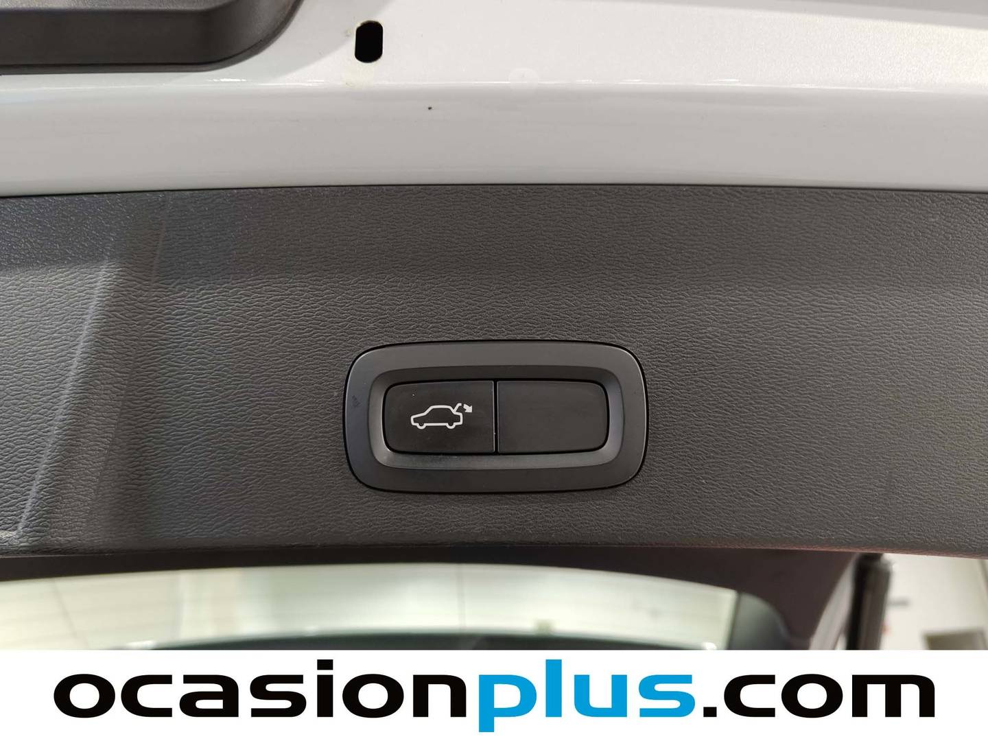 Foto Volvo XC40 Volvo XC40 D3 Momentum Pro Auto (150 CV)