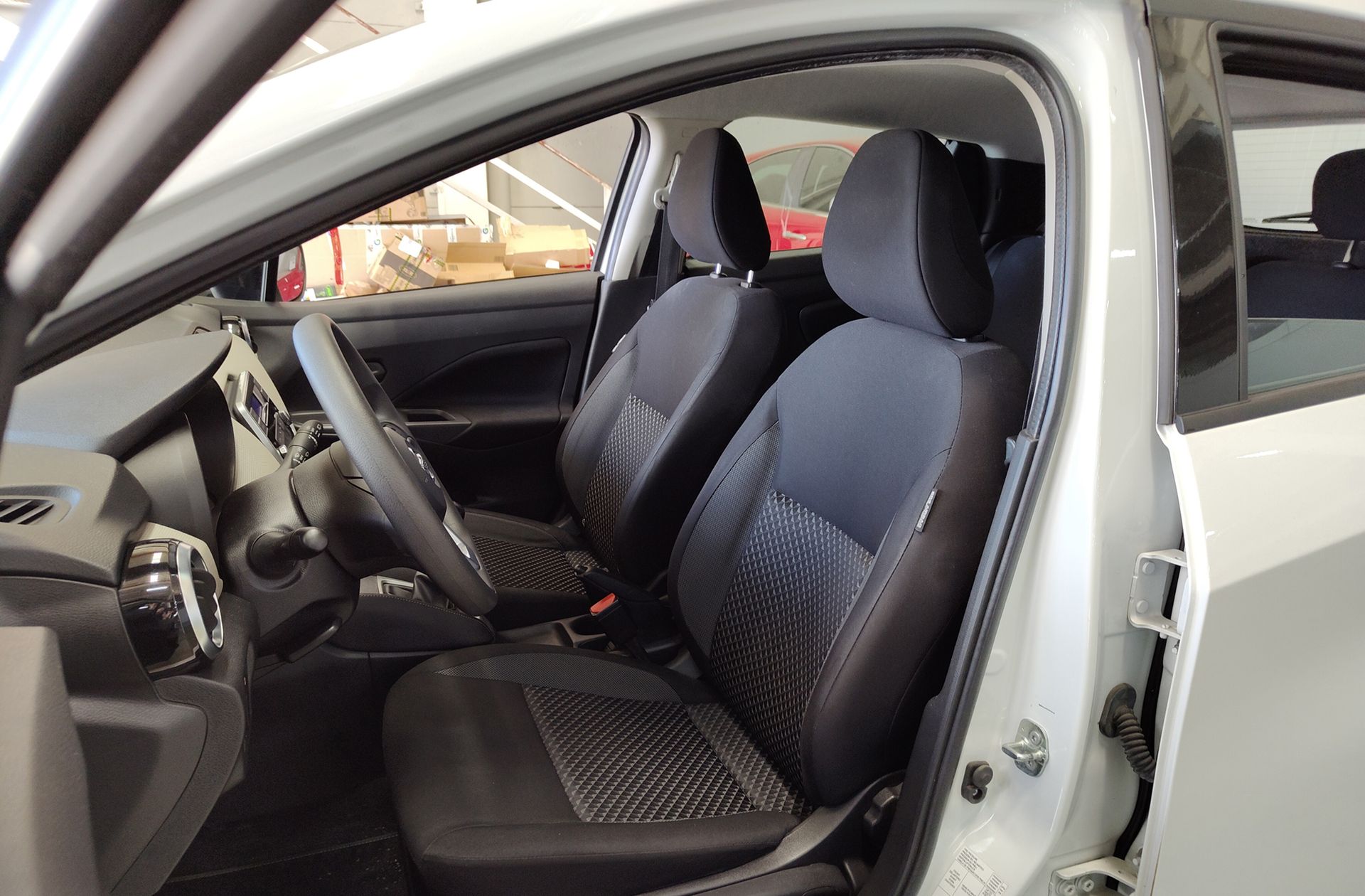 Nissan Micra 1.0 G Visia+ - foto 8