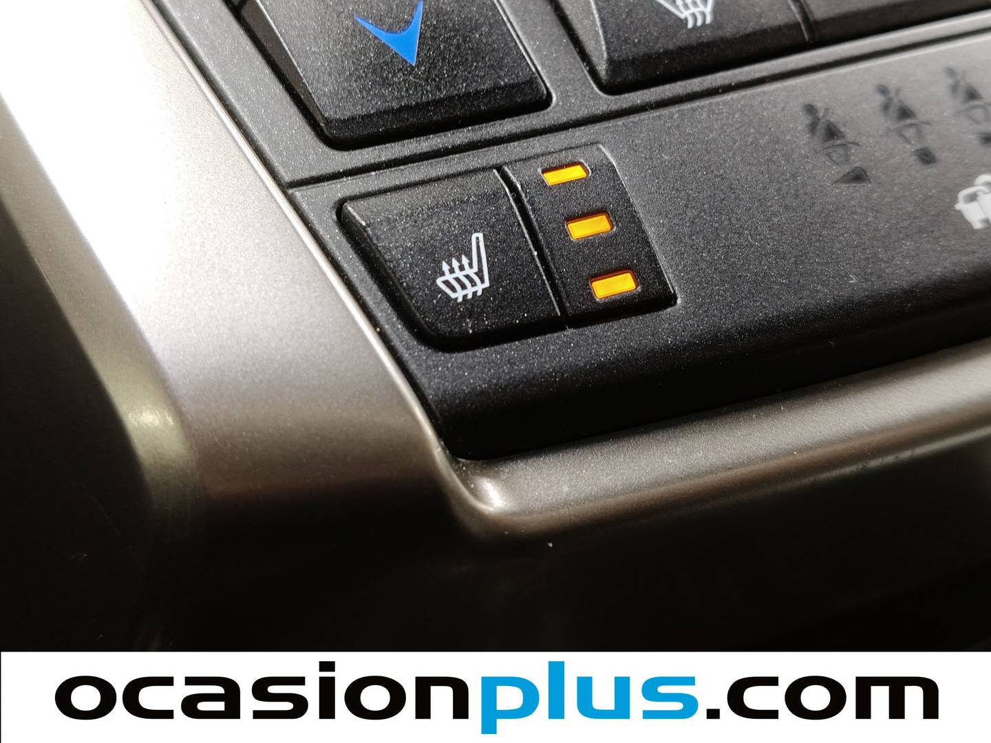 Equipamiento del Lexus NX Lexus NX 300h F Sport 4WD (197 CV)