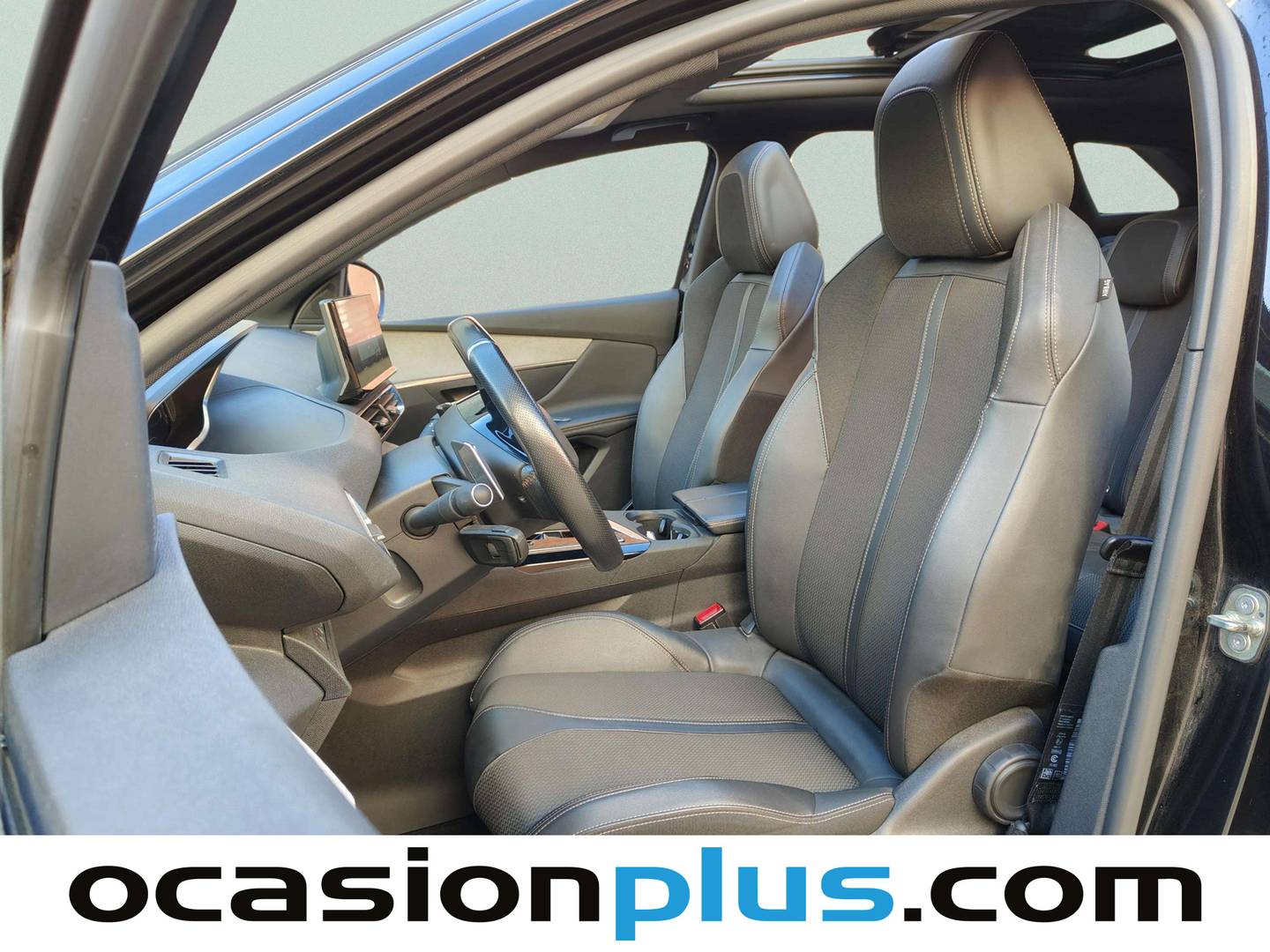 Foto Peugeot 3008 Peugeot 3008 PureTech 130 S&S GT EAT8 (130 CV)