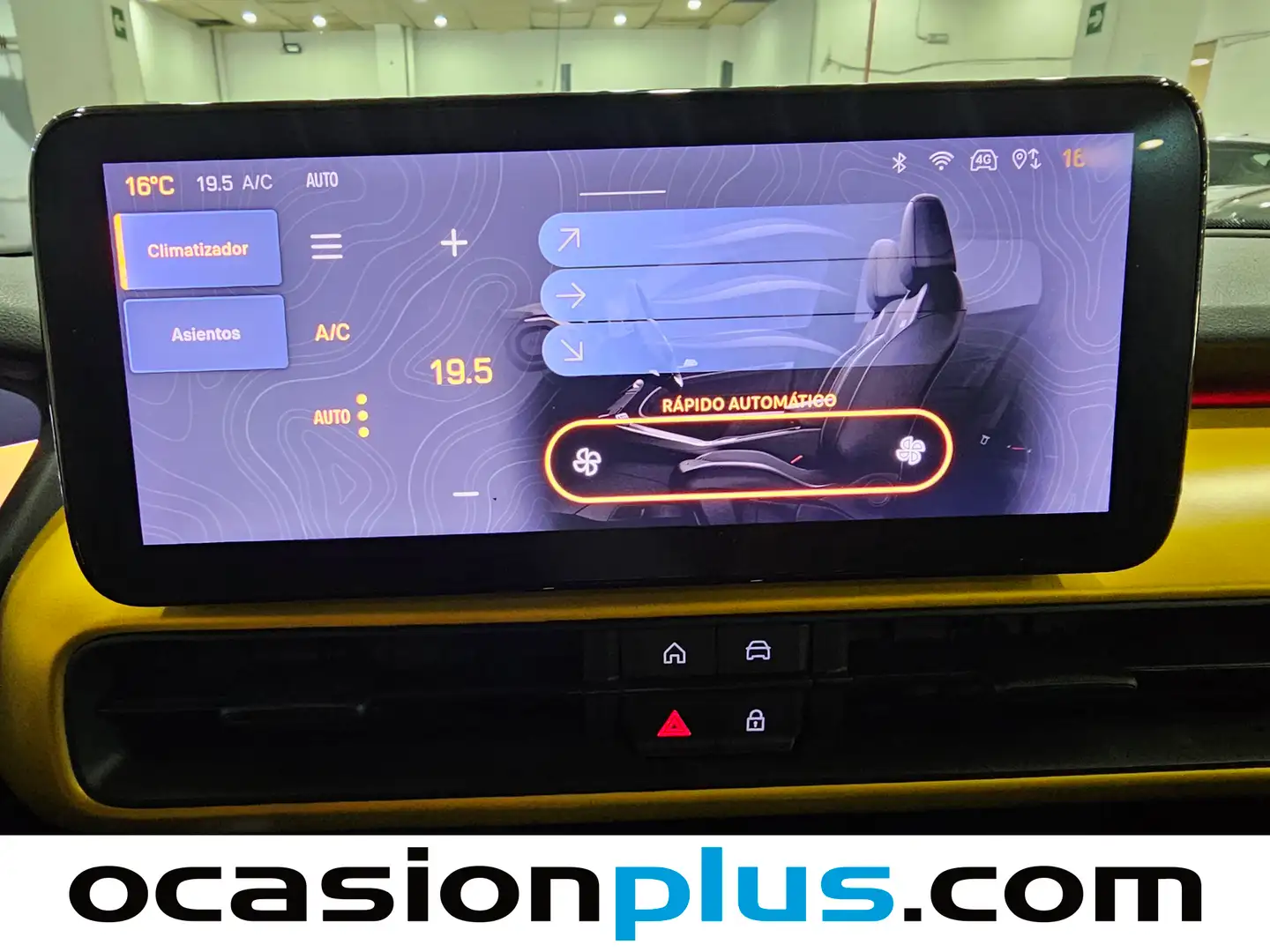 Foto Jeep Avenger Jeep Avenger 1.2 G Summit (100 CV)