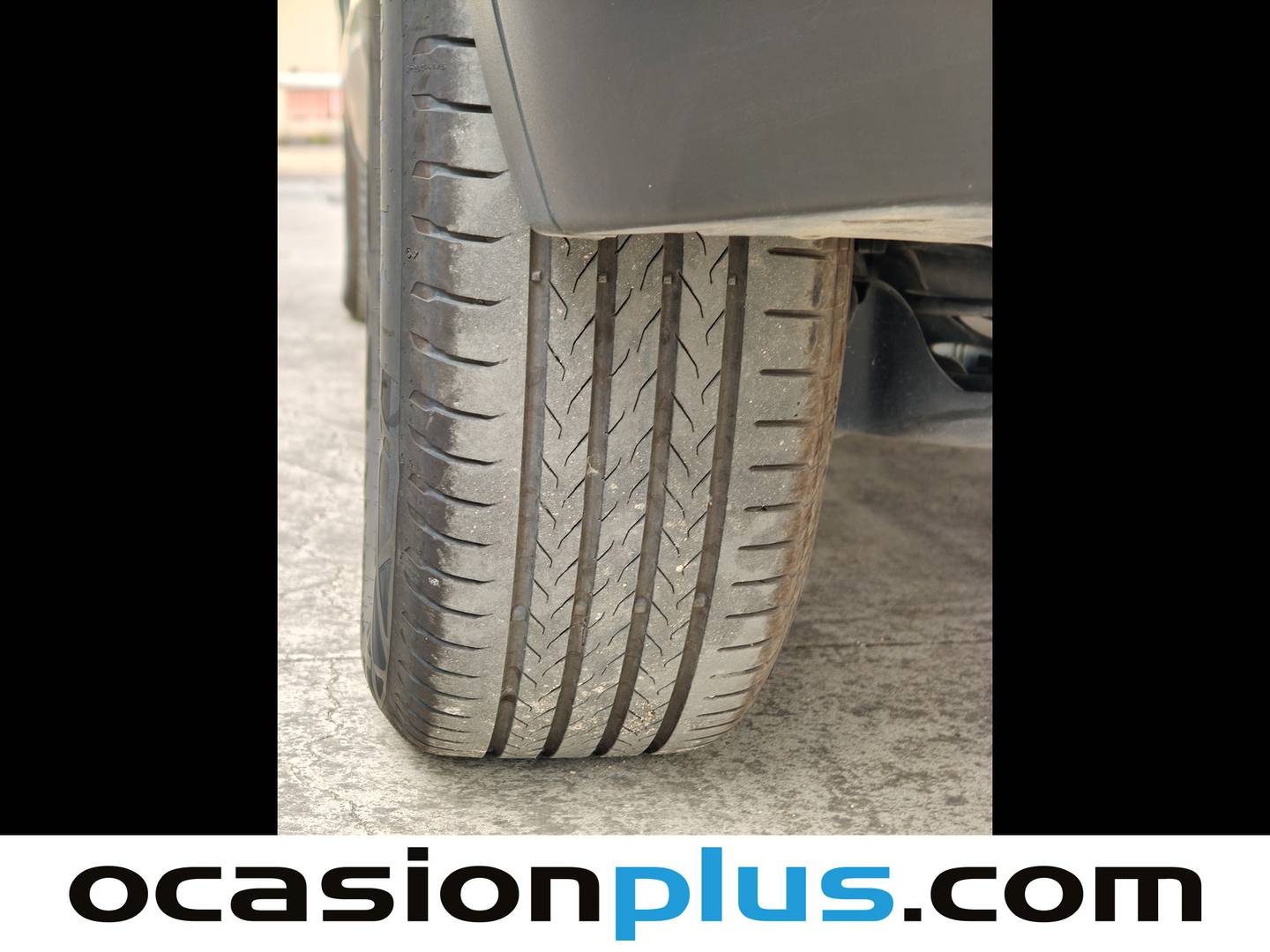 Foto Peugeot 2008 Peugeot 2008 Allure Hybrid eDCS6 (136 CV)