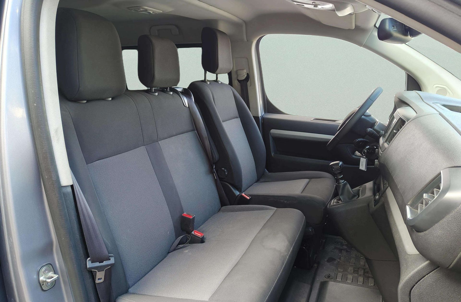 Toyota Proace Verso 2.0D VX Plus Shuttle L1 9 plazas - foto 16