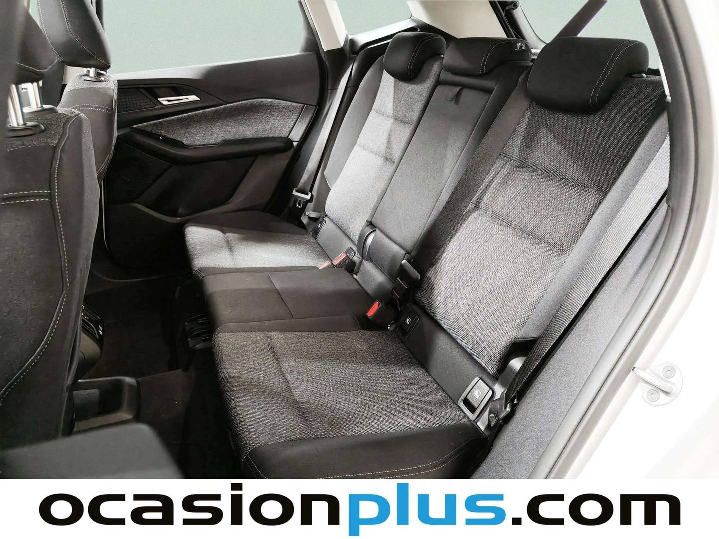 Foto asientos traseros BMW Serie 2 Active Tourer BMW Serie 2 218i Active Tourer (136 CV)