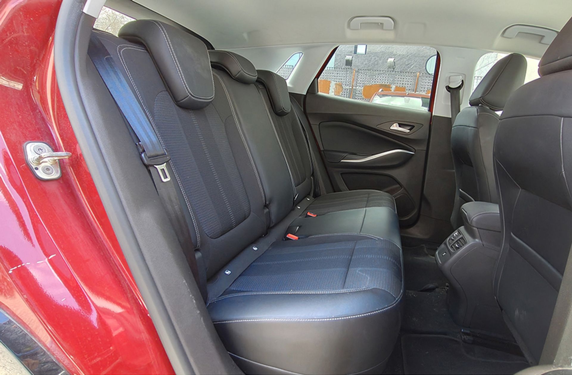 Opel Grandland 1.6 Turbo PHEV GS - foto 23