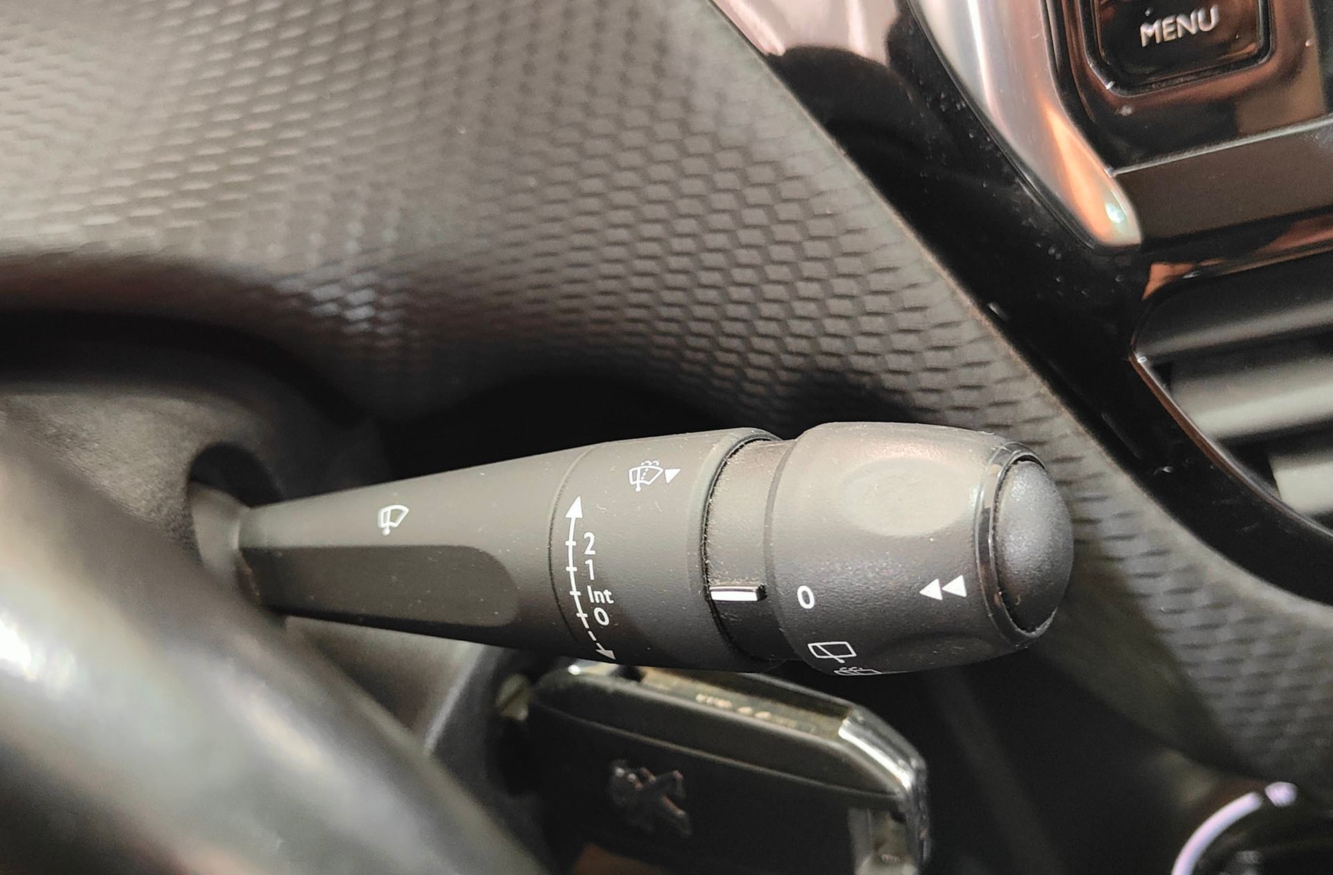 Peugeot 208 1.6 BlueHDi Style - foto 24